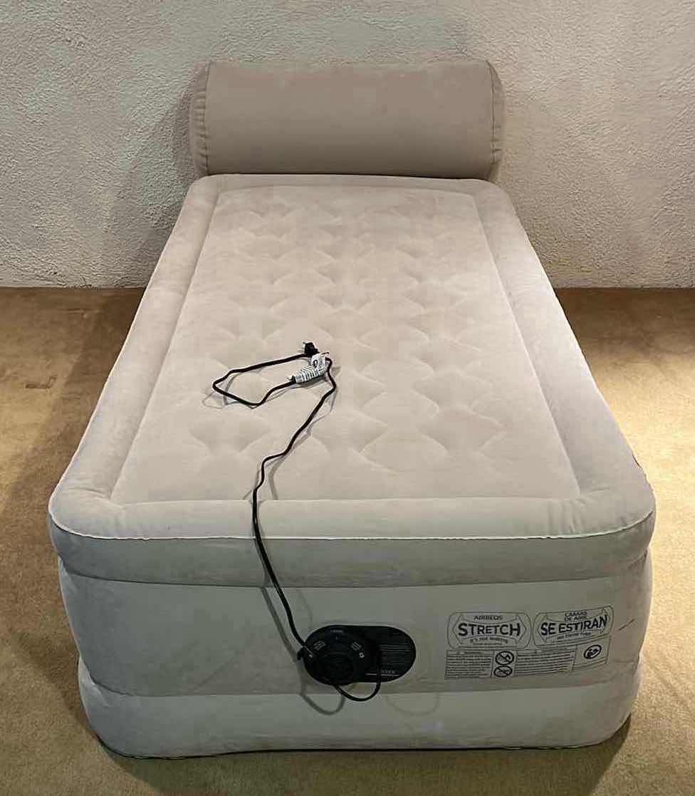 Photo 2 of INTEX DURA-BEAM QUICK FILL PLUS INTERNAL PUMP TWIN SIZE AIR BED W HEADBOARD