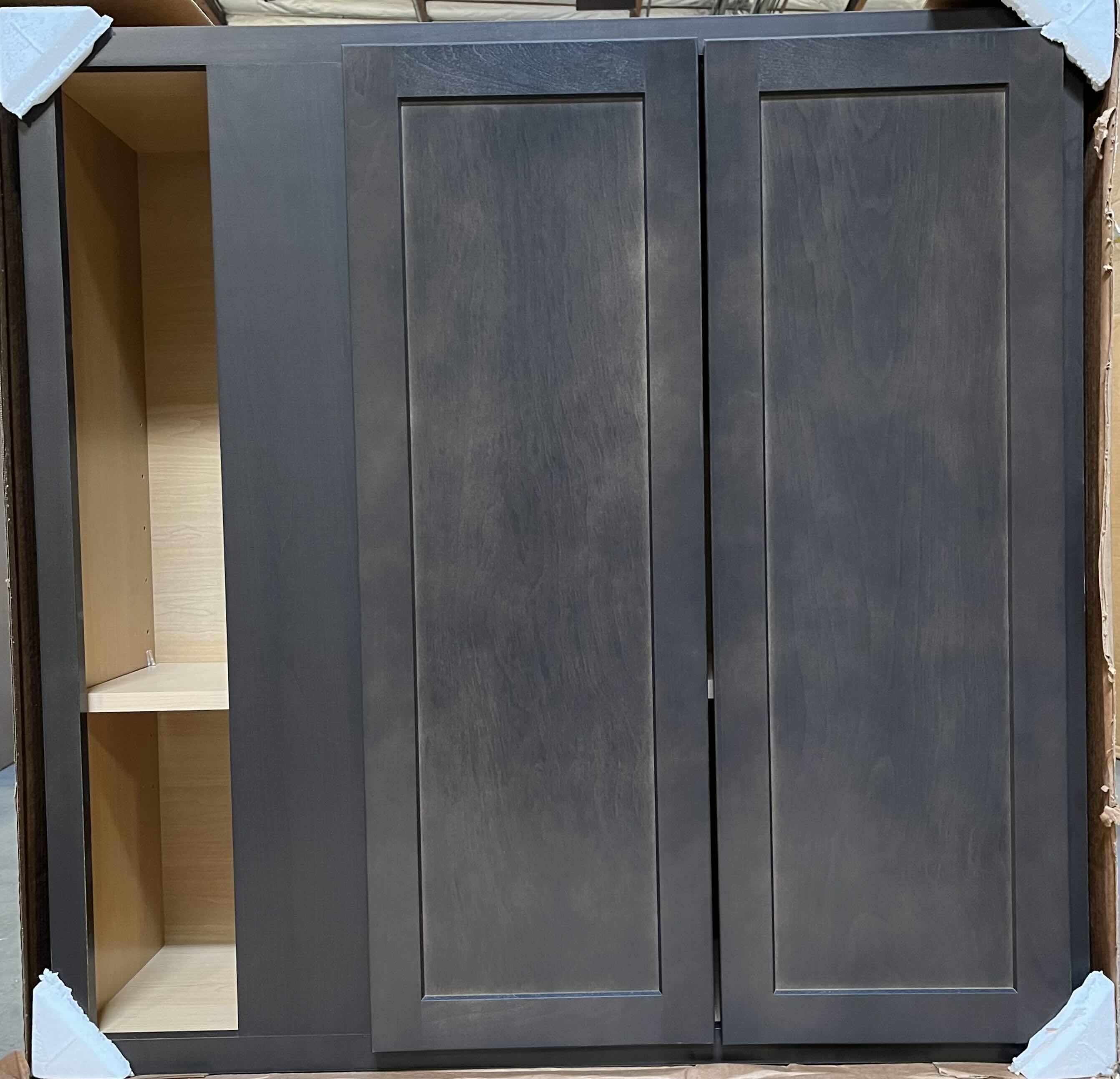 Photo 1 of ARISTOKRAFT CABINETRY BENTON STYLE FLAGSTONE FINISH PURESTYLE LAMINATE SQUARE CORNER CABINET SC4242B 42” X 12.75” H42” (READ NOTES)