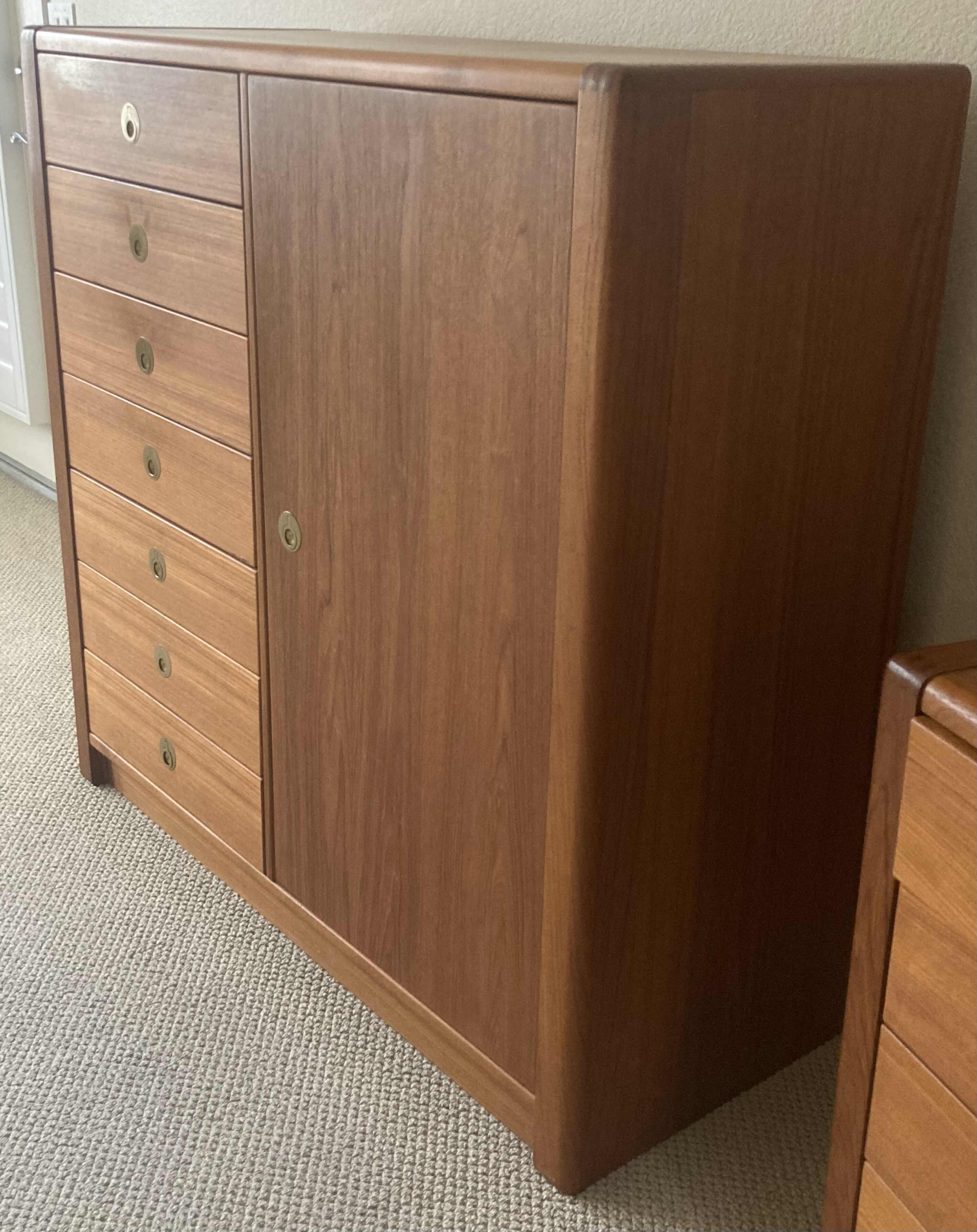 Photo 3 of D SCAN CAPTAIN LINE DANISH TEAK & BRASS HIGHBOY 7-DRAWER & 2-SHELF CHEST DRESSER 49” X 19.5” H47.25