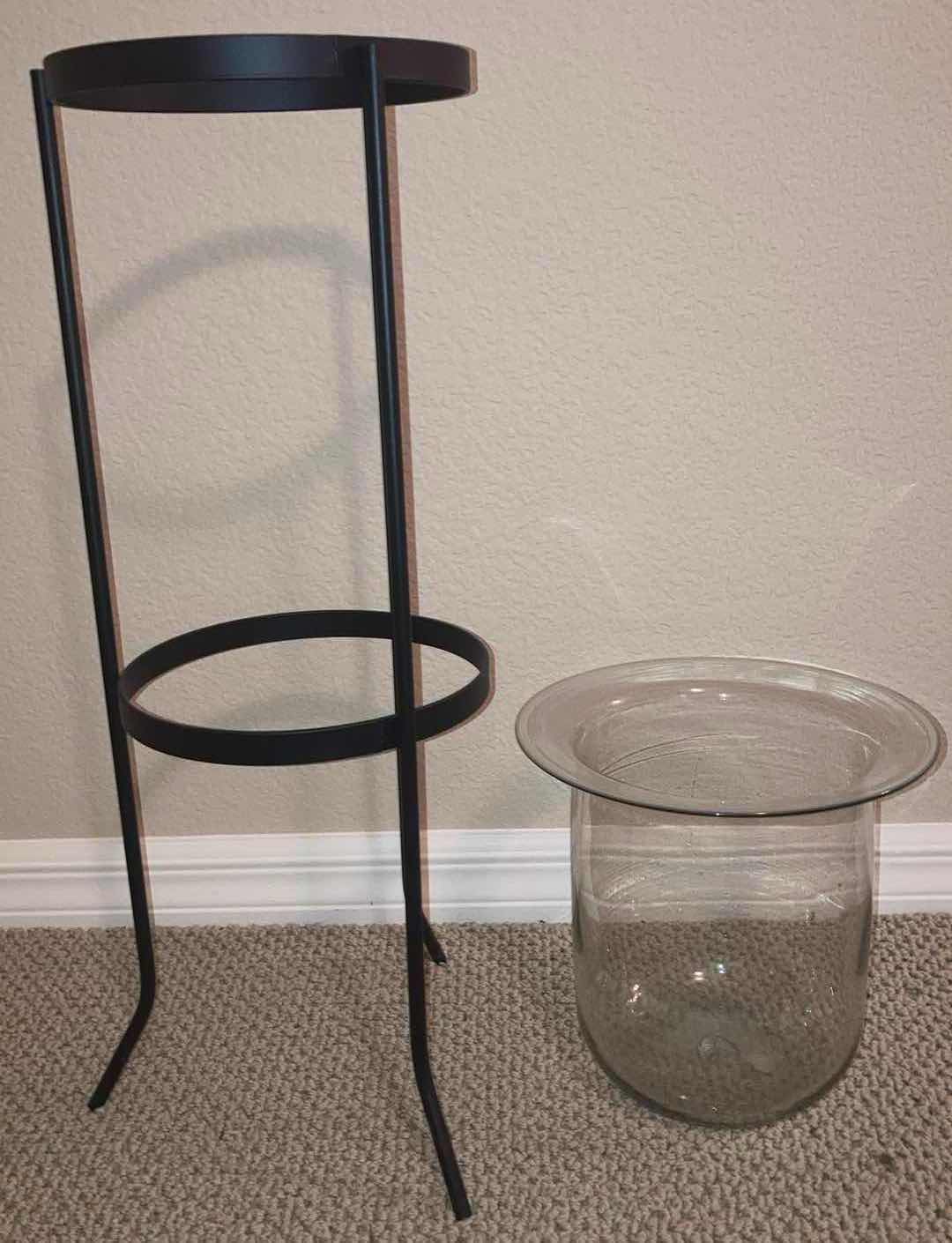 Photo 3 of PARTYLITE SEVILLE GLASS CANDLE HOLDER W WROUGHT IRON STAND 10” X 10” H25”