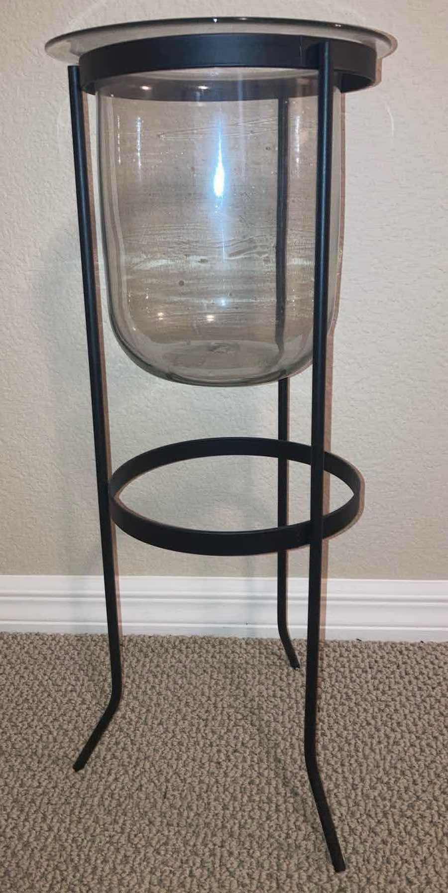 Photo 1 of PARTYLITE SEVILLE GLASS CANDLE HOLDER W WROUGHT IRON STAND 10” X 10” H25”