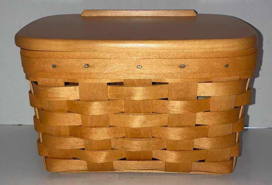 Photo 1 of LONGABERGER CLASSIC RECIPE MAPLE WOOD BASKET W LID & BASKET PROTECTOR 8.5” X 6” H6”