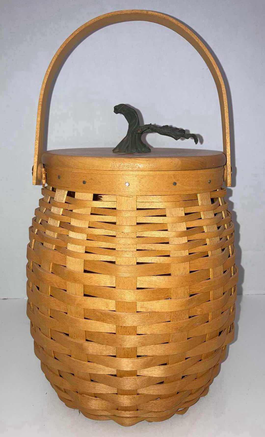 Photo 5 of LONGABERGER 2000 OCTOBER FIELDS MAPLE WOOD BASKET W LID & BASKET PROTECTOR 7” X 7” H11.5”