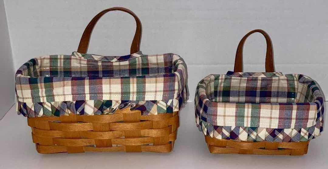 Photo 1 of LONGABERGER 1995 MEDIUM & SMALL WALL HANGING KEY MAPLE WOOD BASKETS W PLAID FABRIC LINER & BASKET PROTECTOR (9.25” X 5” H5” & 7” X 5” H3.5”)