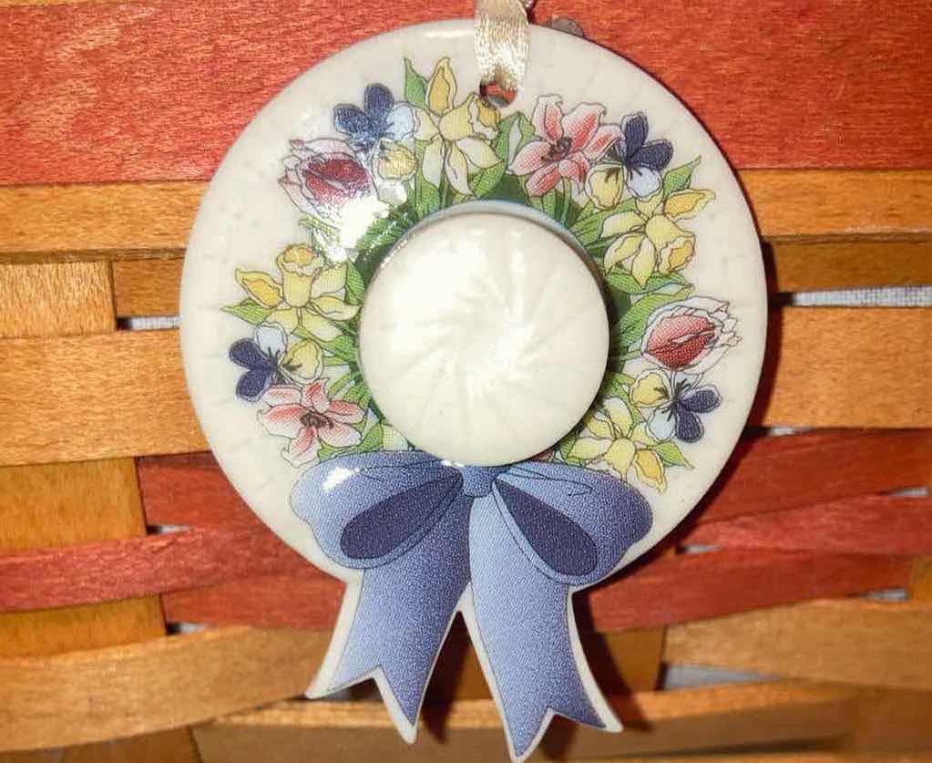 Photo 6 of LONGABERGER MOTHER’S DAY 2000 EARLY BLOSSOMS & 1998 MAPLE WOOD BASKETS W BLOSSOMS FABRIC LINER & BASKET PROTECTOR (10.75” X 7.5” H3” & 6.75” X 6.75” H3.25”)