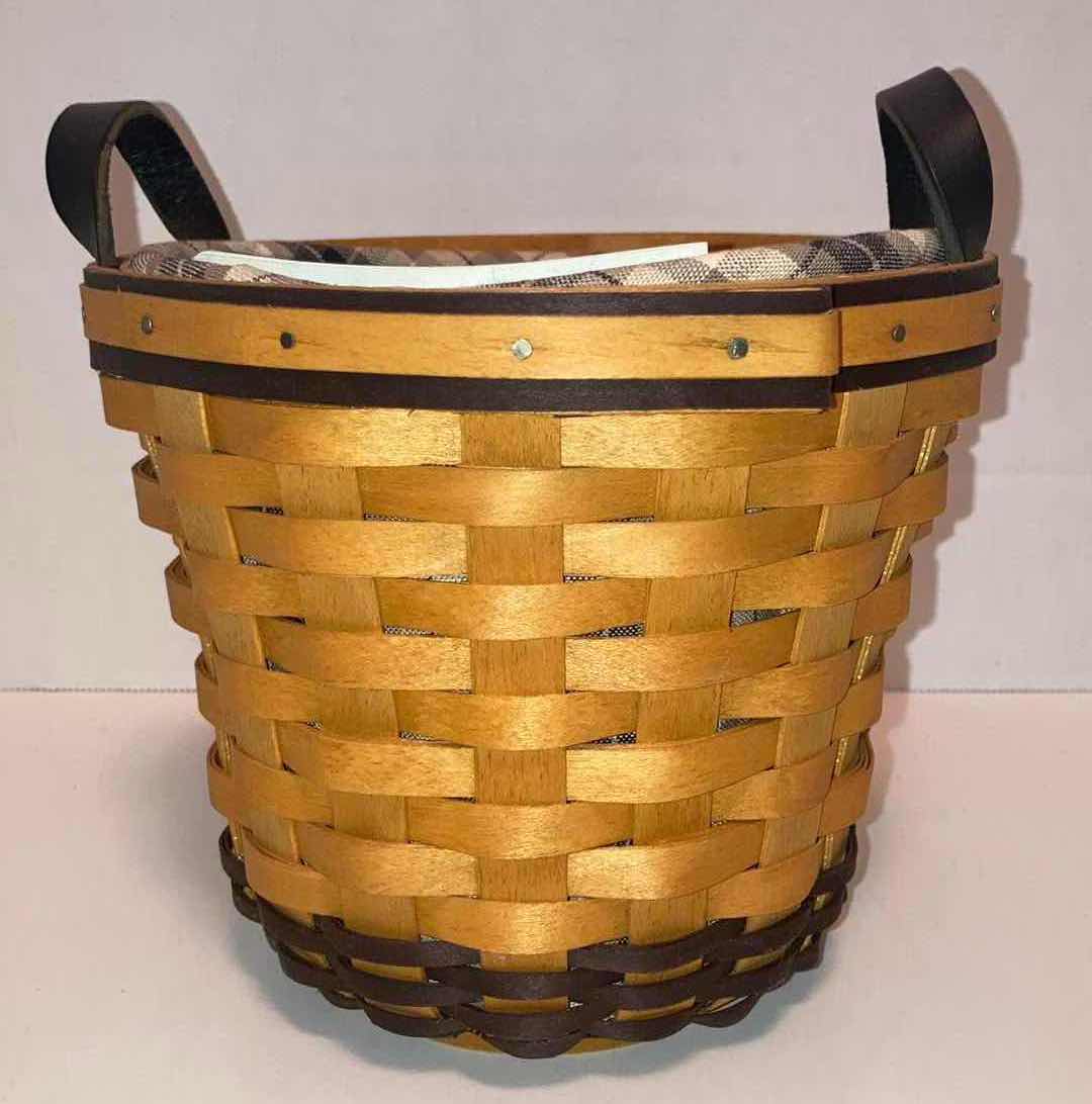 Photo 5 of LONGABERGER 2001 GOLF CLUB MAPLE WOOD BASKET W PLAID FABRIC LINER & BASKET PROTECTOR 6.75” X 6.75” H6”