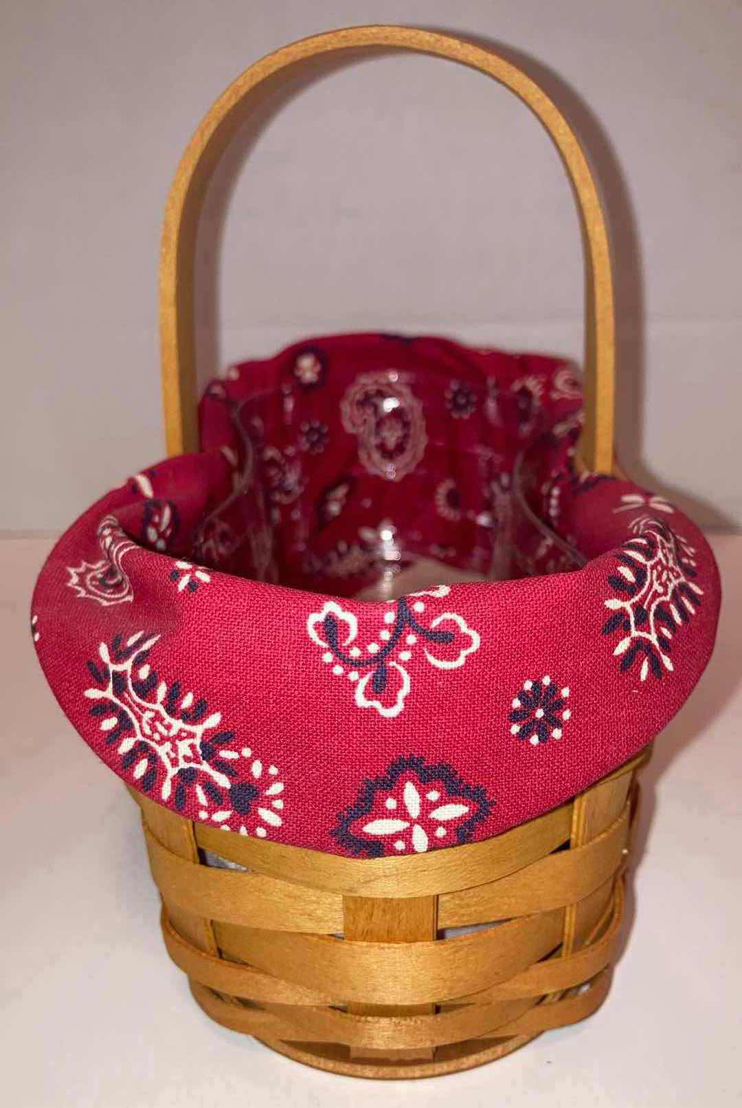 Photo 3 of LONGABERGER SHAKER MAPLE WOOD BASKET W RED PAISLEY FABRIC LINER & BASKET PROTECTOR 7.5” X 4” H2.75”