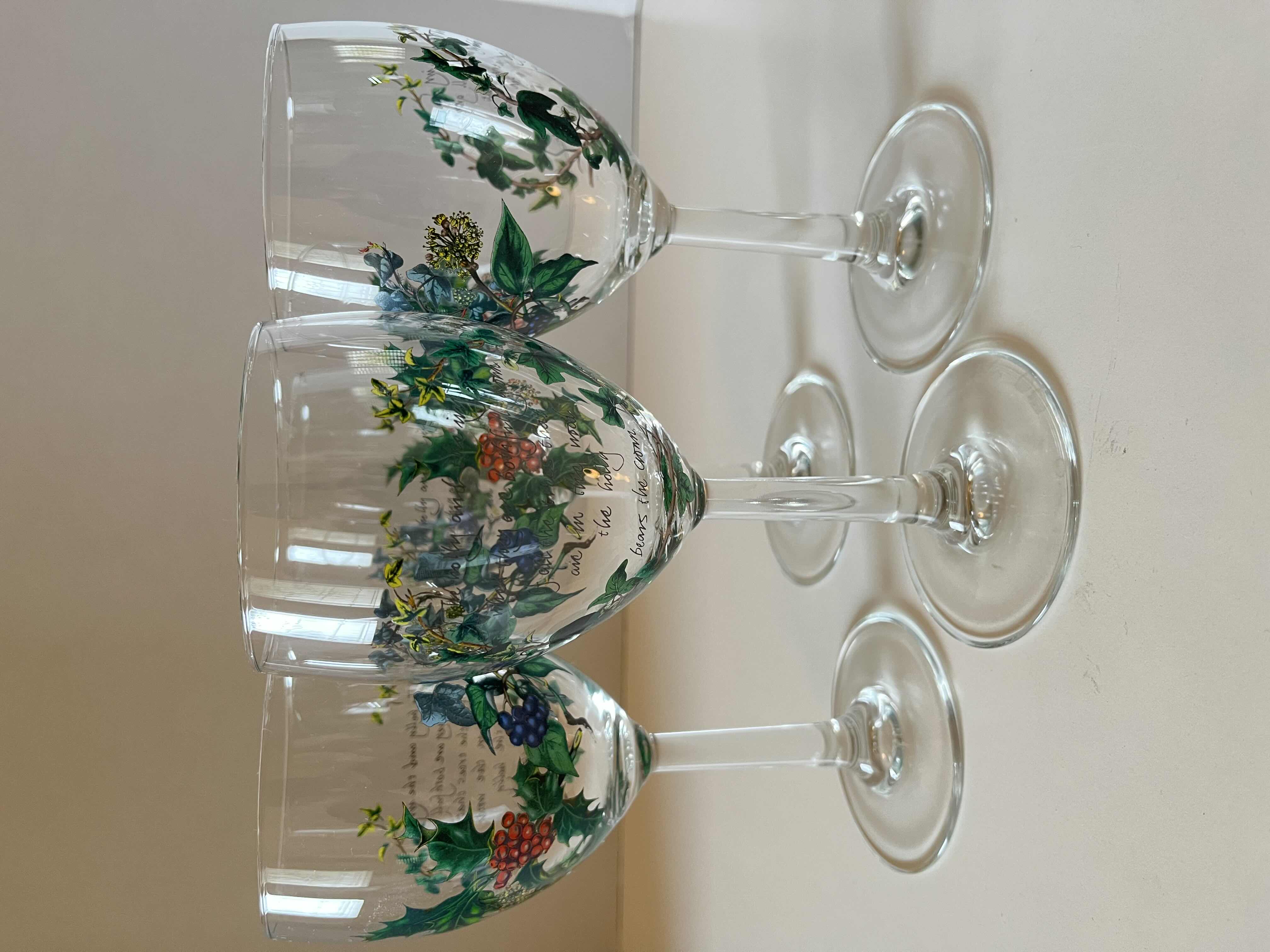 Photo 1 of PORTMEIRION THE HOLLY & THE IVY GOBLET GLASSES (4) H7.25”