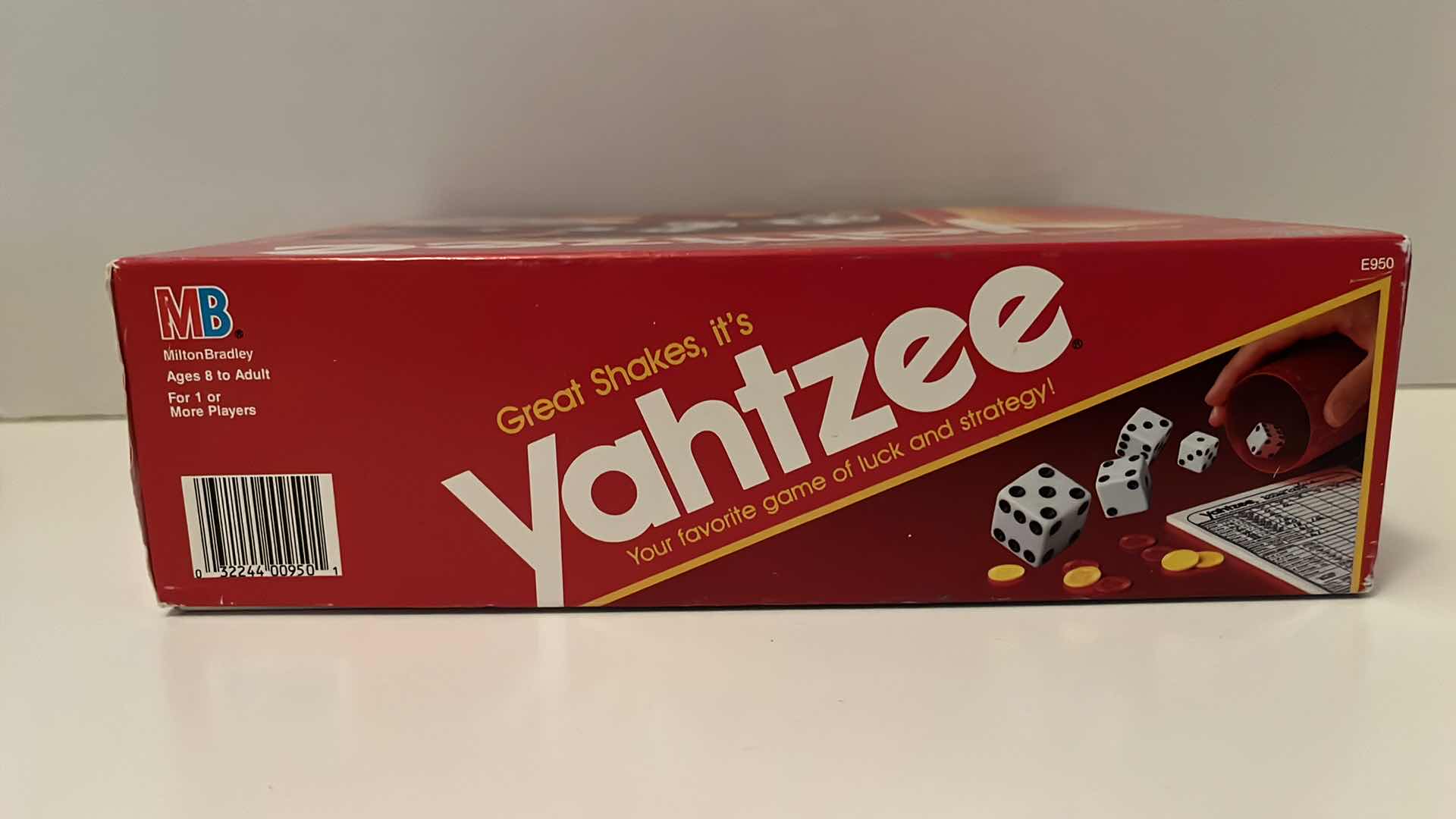 Photo 4 of YAHTZEE LUCK & STRATEGY DICE GAME YR-1982