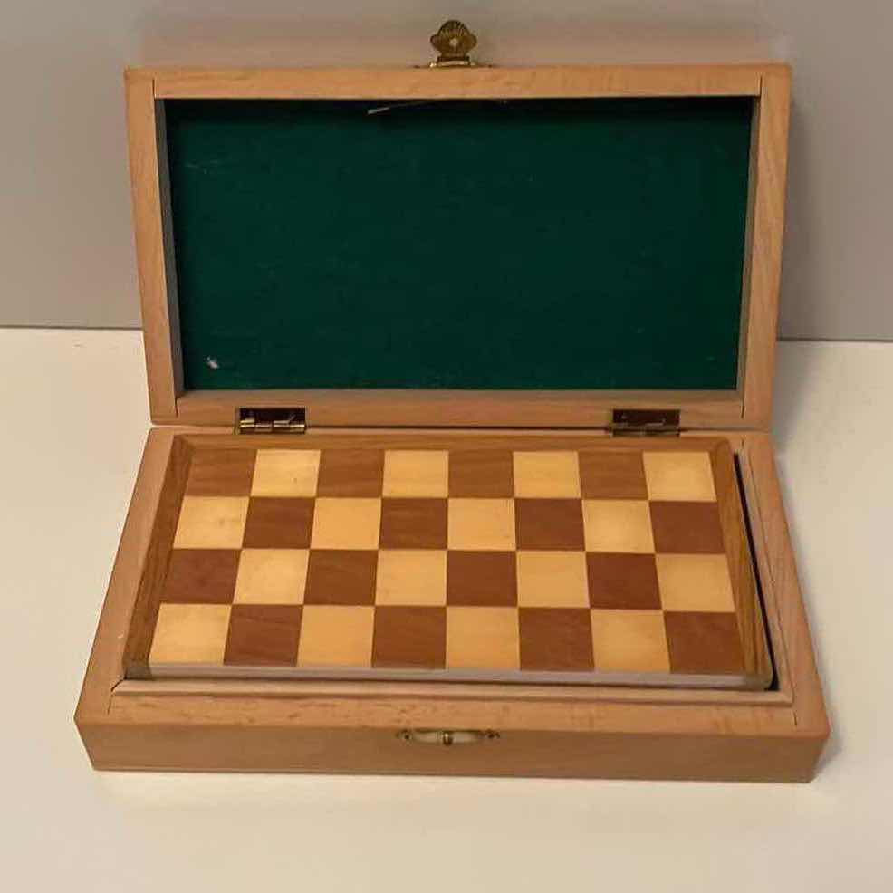 Photo 4 of WOOD MINI CHESS SET W WOOD CASE 9.5” X 5.25” H2”