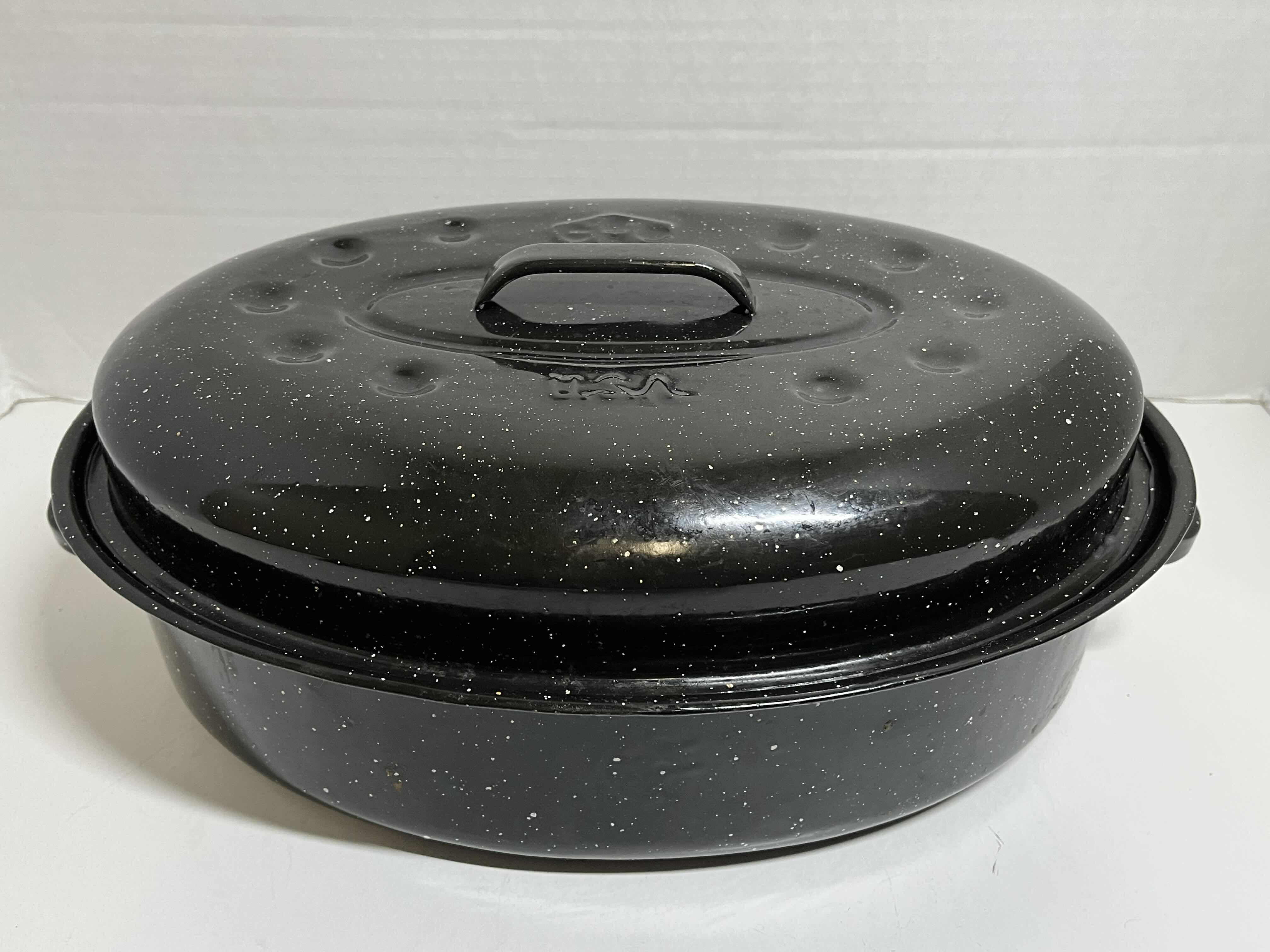 Photo 1 of GRANITE WARE ROASTING PAN W LID 14” X 10” H3.5”