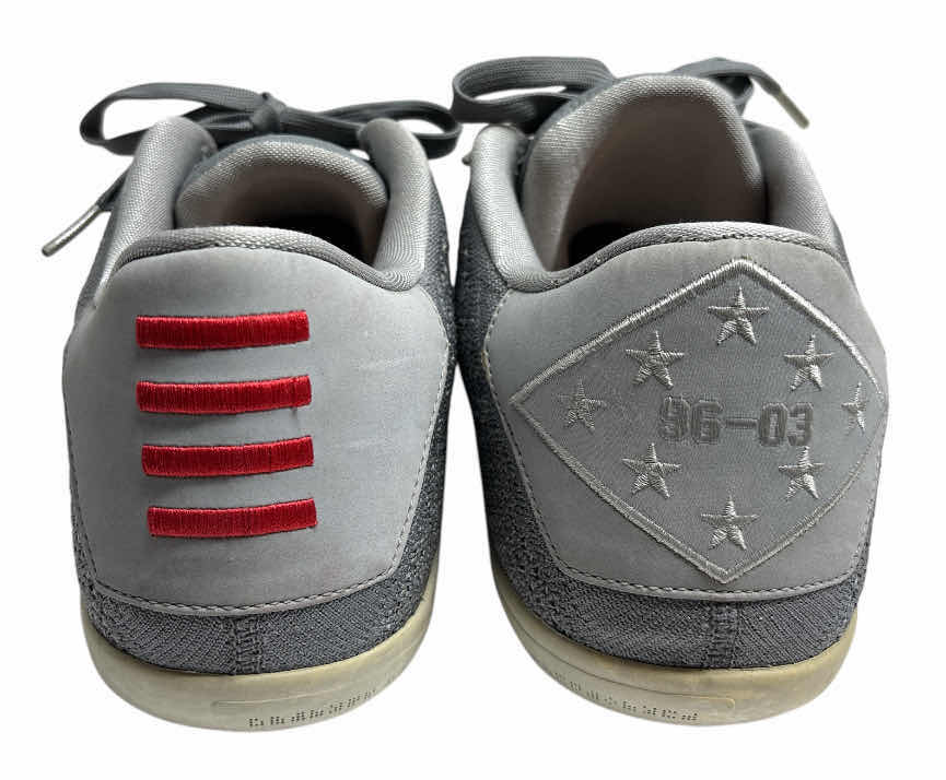Photo 1 of MENS NIKE KOBE 11 ELITE LOW MASTER OF INNOVATION (SIZE 12.5)