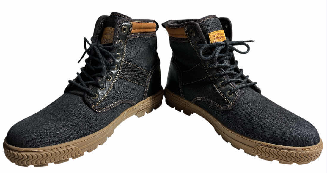 Photo 1 of MENS LEVI’S STRAUSS & CO LOGGER CHELSEA BLACK DENIM 6” BOOT (SIZE 13)
