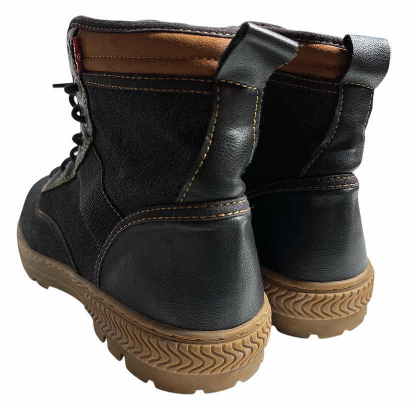 Photo 1 of MENS LEVI’S STRAUSS & CO LOGGER CHELSEA BLACK DENIM 6” BOOT (SIZE 13)