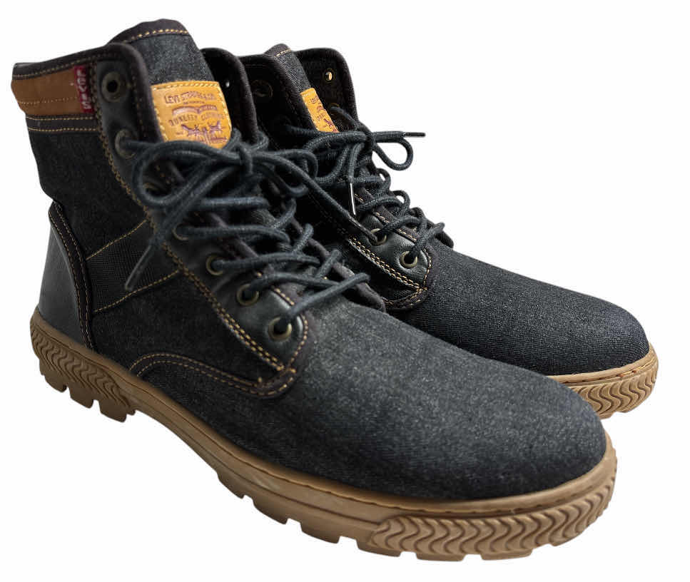 Photo 1 of MENS LEVI’S STRAUSS & CO LOGGER CHELSEA BLACK DENIM 6” BOOT (SIZE 13)