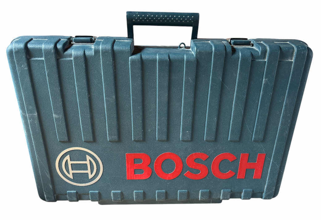 Photo 1 of BOSCH 12 AMP 1-9/16” CORDED VARIABLE SPEED SDS-MAX COMBINATION CONCRETE/MASONRY ROTARY HAMMER DRILL W CARRYING CASE (RH540M)