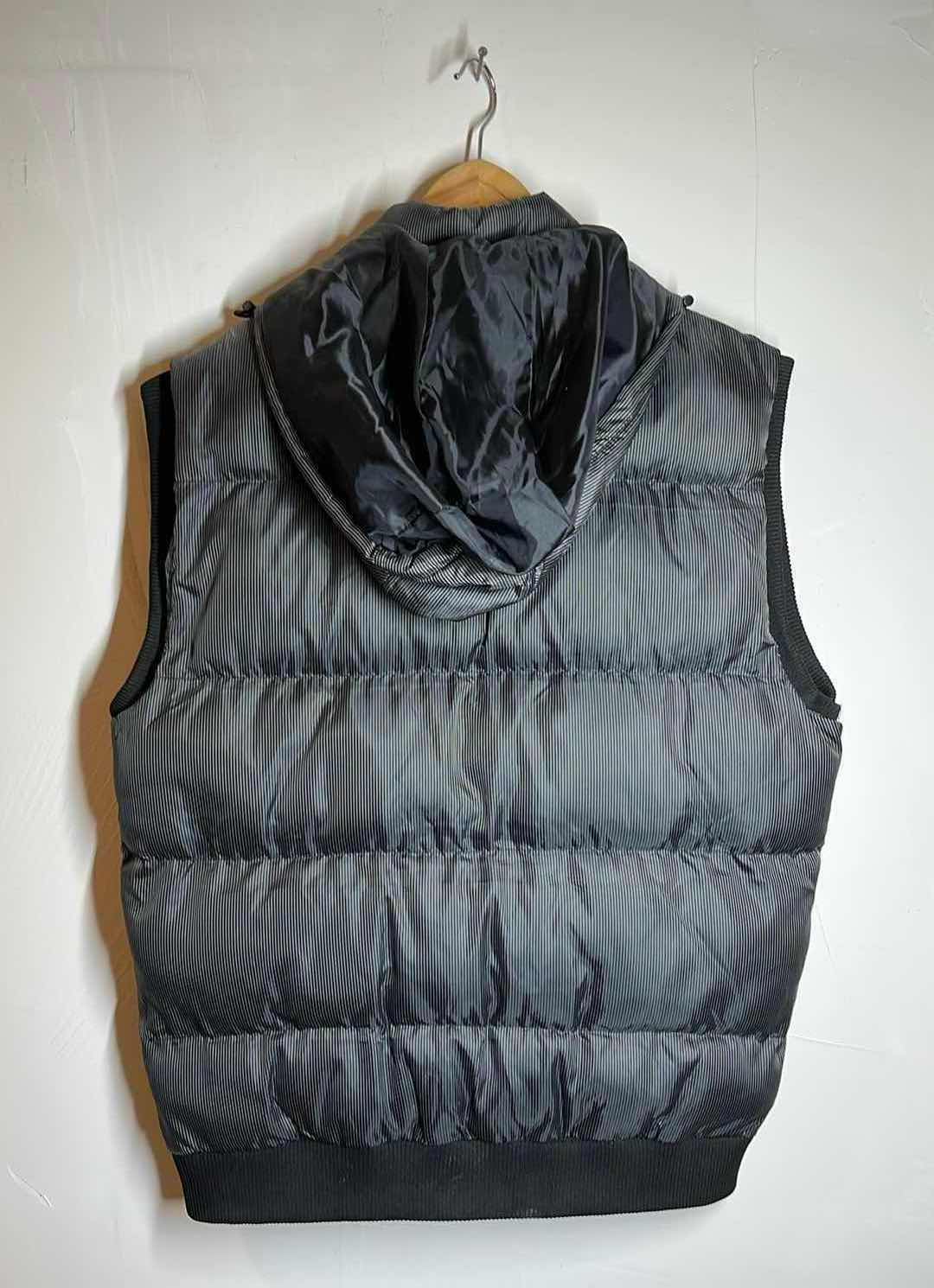 Photo 1 of STEVENS JEAN BLACK PINSTRIPE HOODED VEST MENS SIZE XL