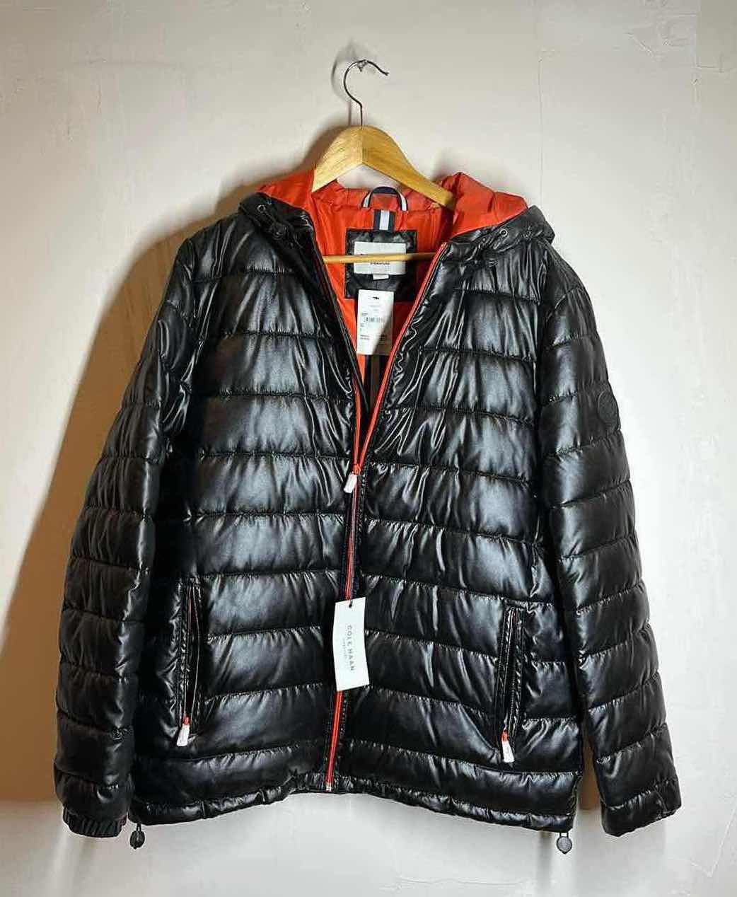 Photo 1 of NEW COLE HAAN BLACK HOODED PUFFER JACKET MENS SIZE LG