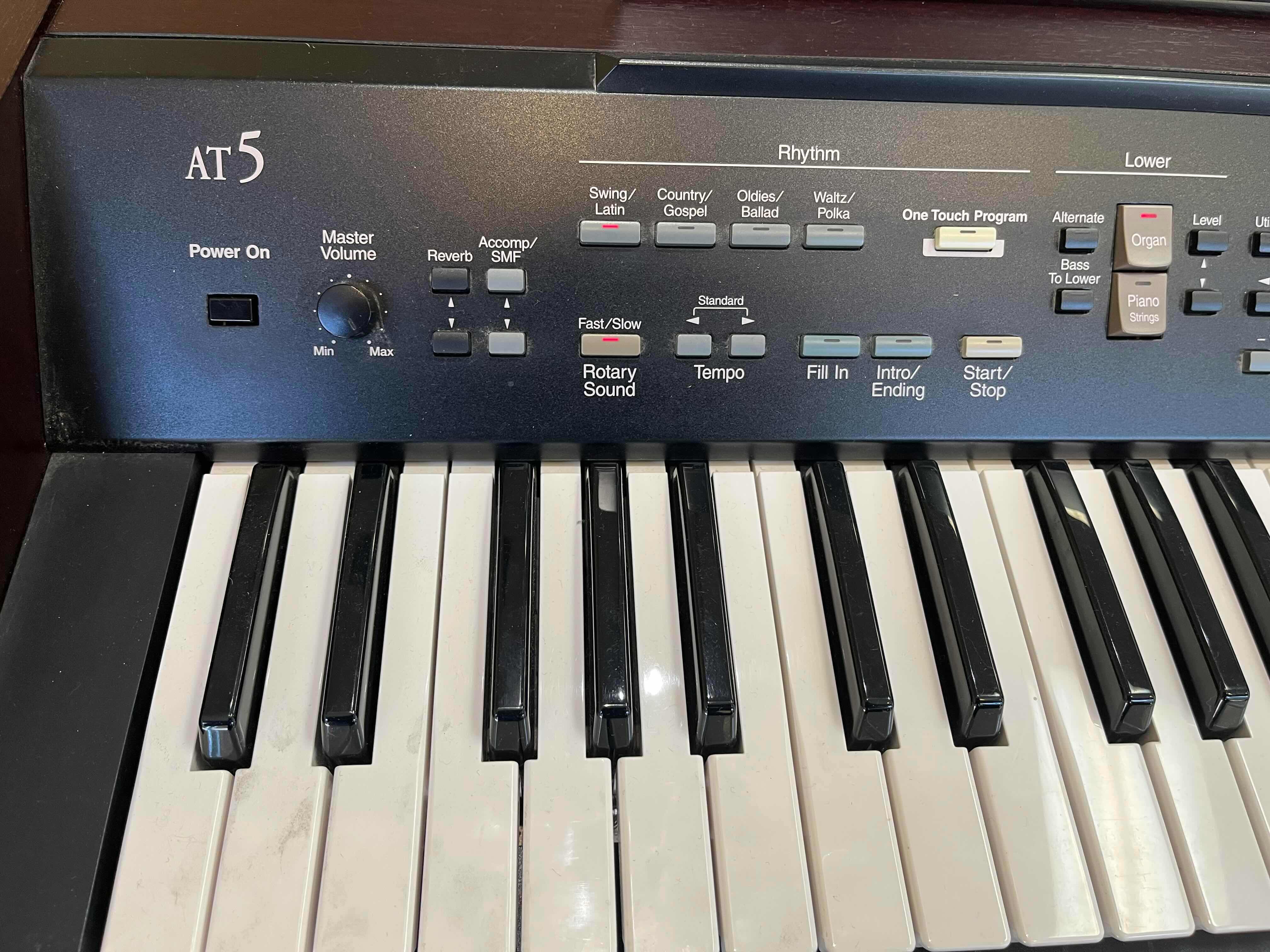 Photo 1 of ROLAND MUSIC ATELIER DIGITAL KEYBOARD AT5