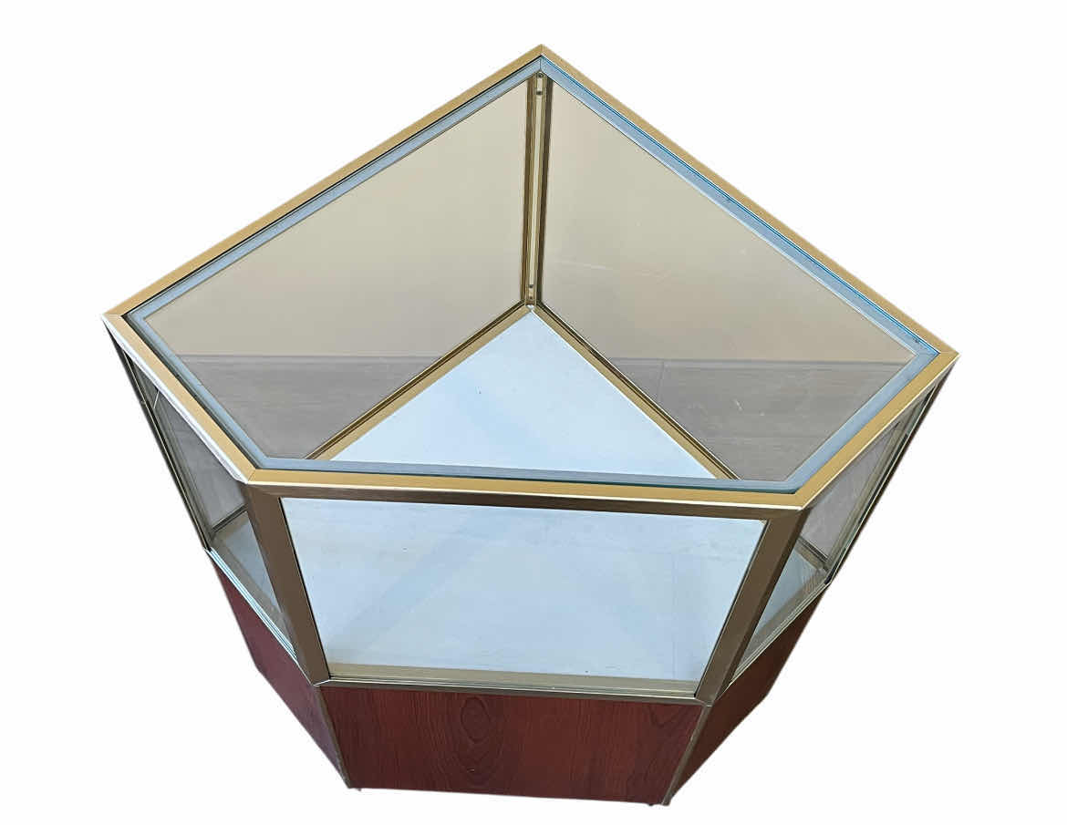 Photo 1 of RETAIL CHERRY WOOD & GOLD FINISH CLEAR GLASS PANEL CORNER COUNTER DISPLAY CASE 28.5” X 20” H38”