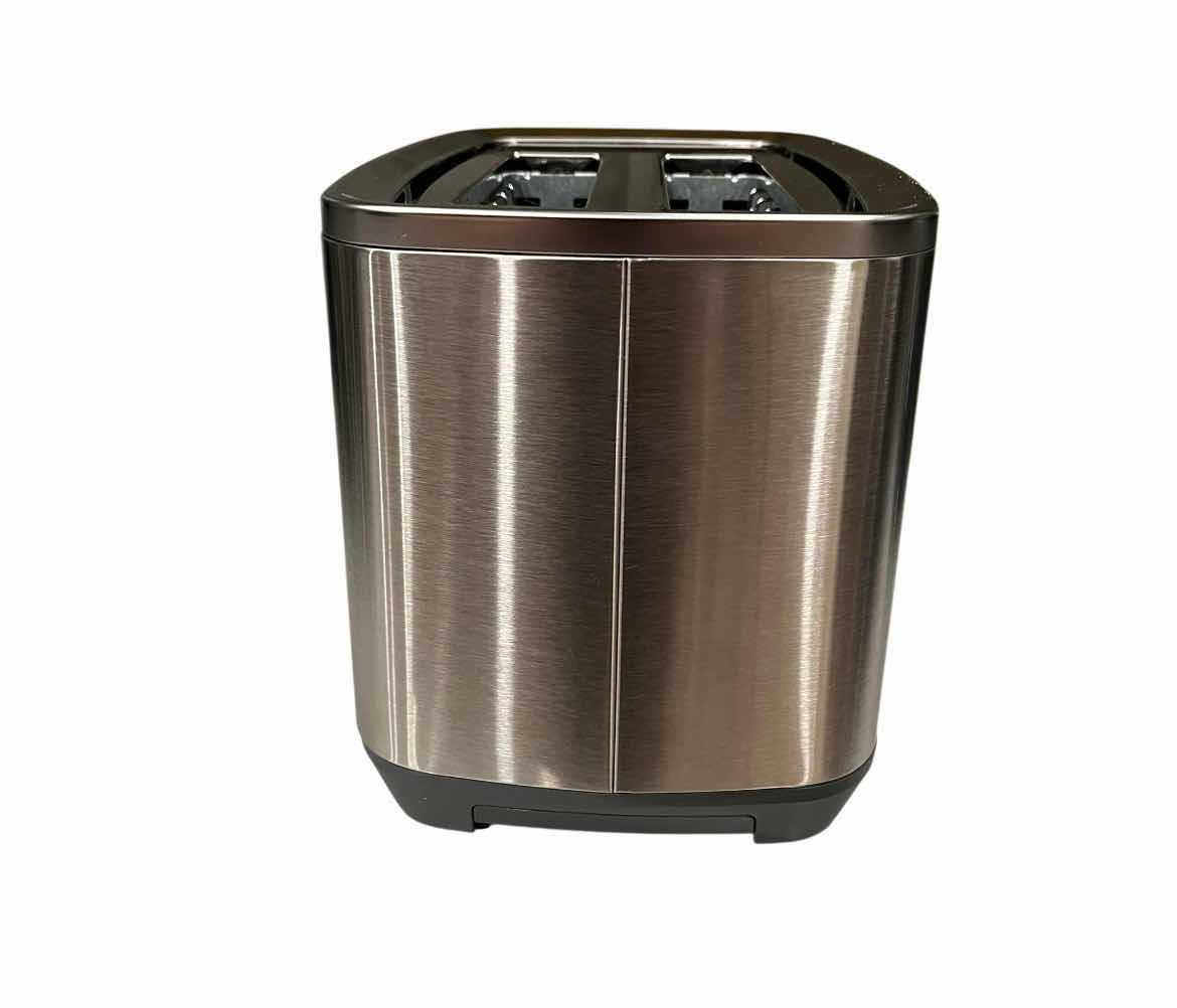 Photo 1 of GE STAINLESS STEEL 2 SLICE TOASTER G9TMA2SSP1SS