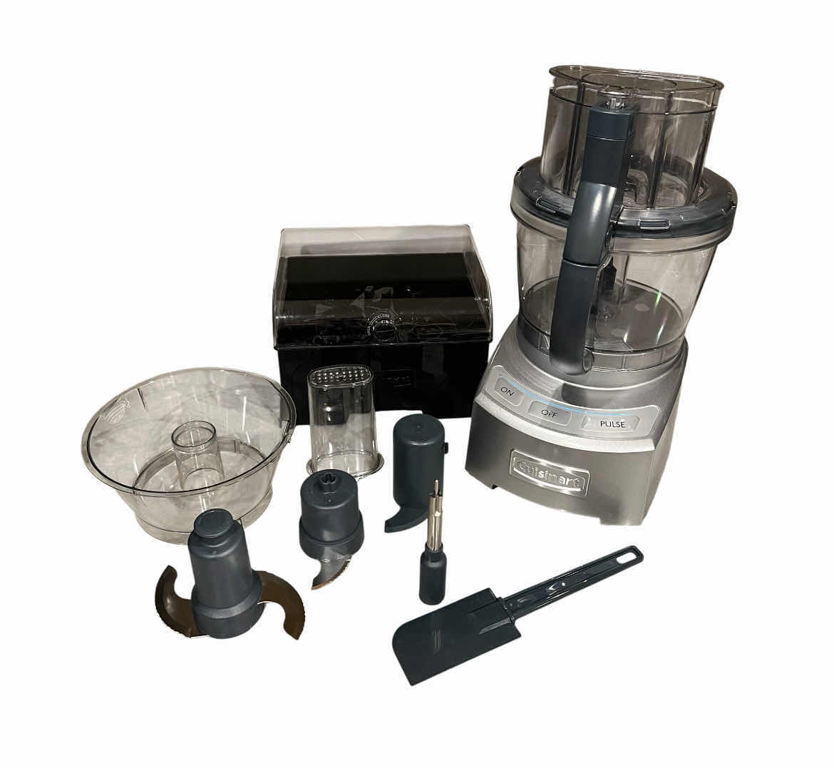Photo 1 of CUISINART 2.0 ELITE COLLECTION SILVER DIE CAST 12-CUP FOOD PROCESSOR CFP-24DCNPC W ATTACHMENTS