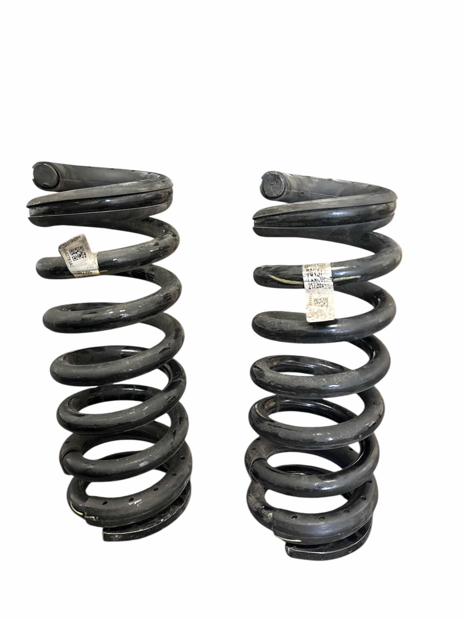 Photo 1 of (2)PCS SUSPENSION COIL SPRING H15.5”
