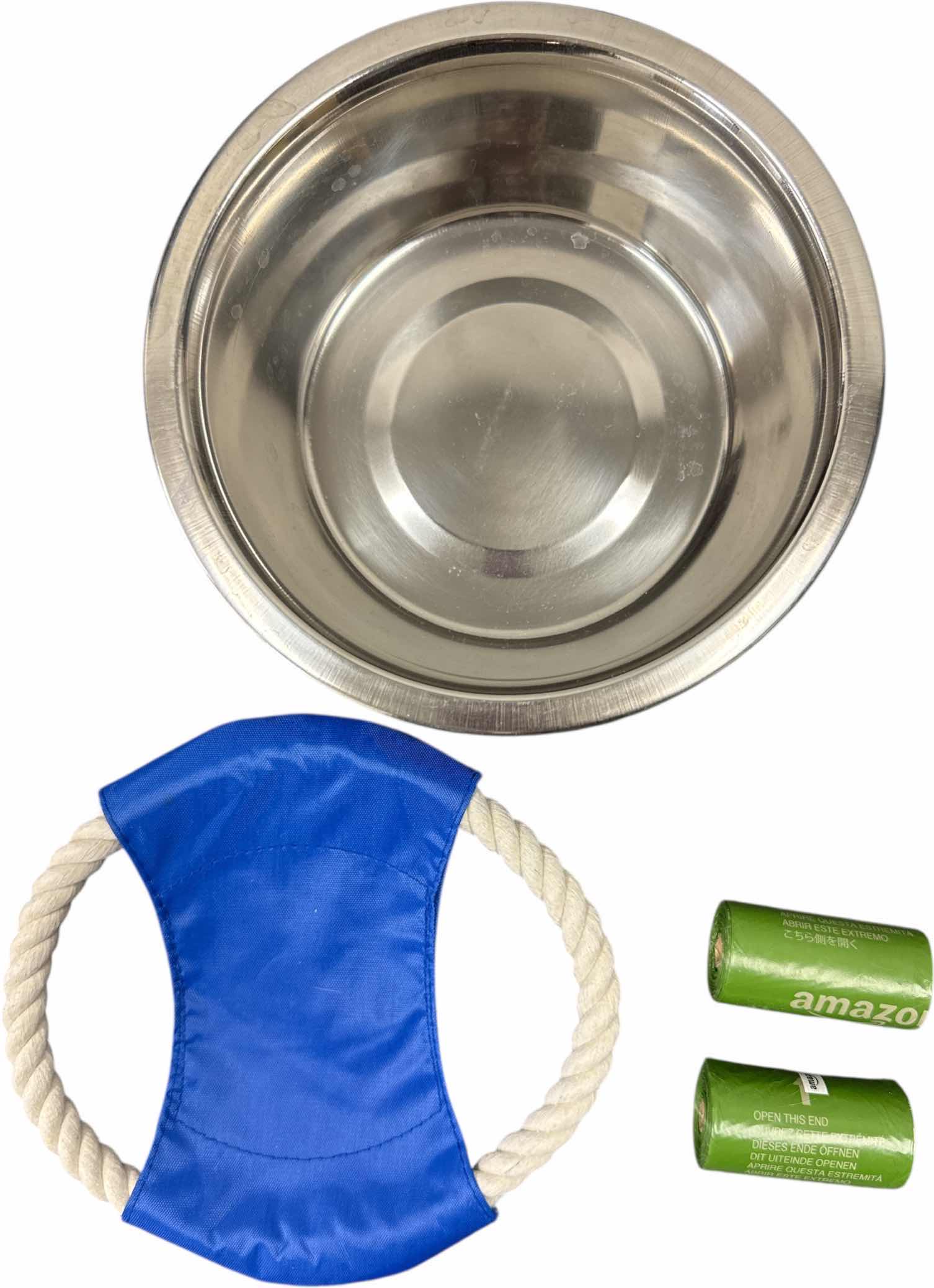 Photo 1 of ASSORTED DOG SUPPLIES MEDIUM DOG HARNAIS