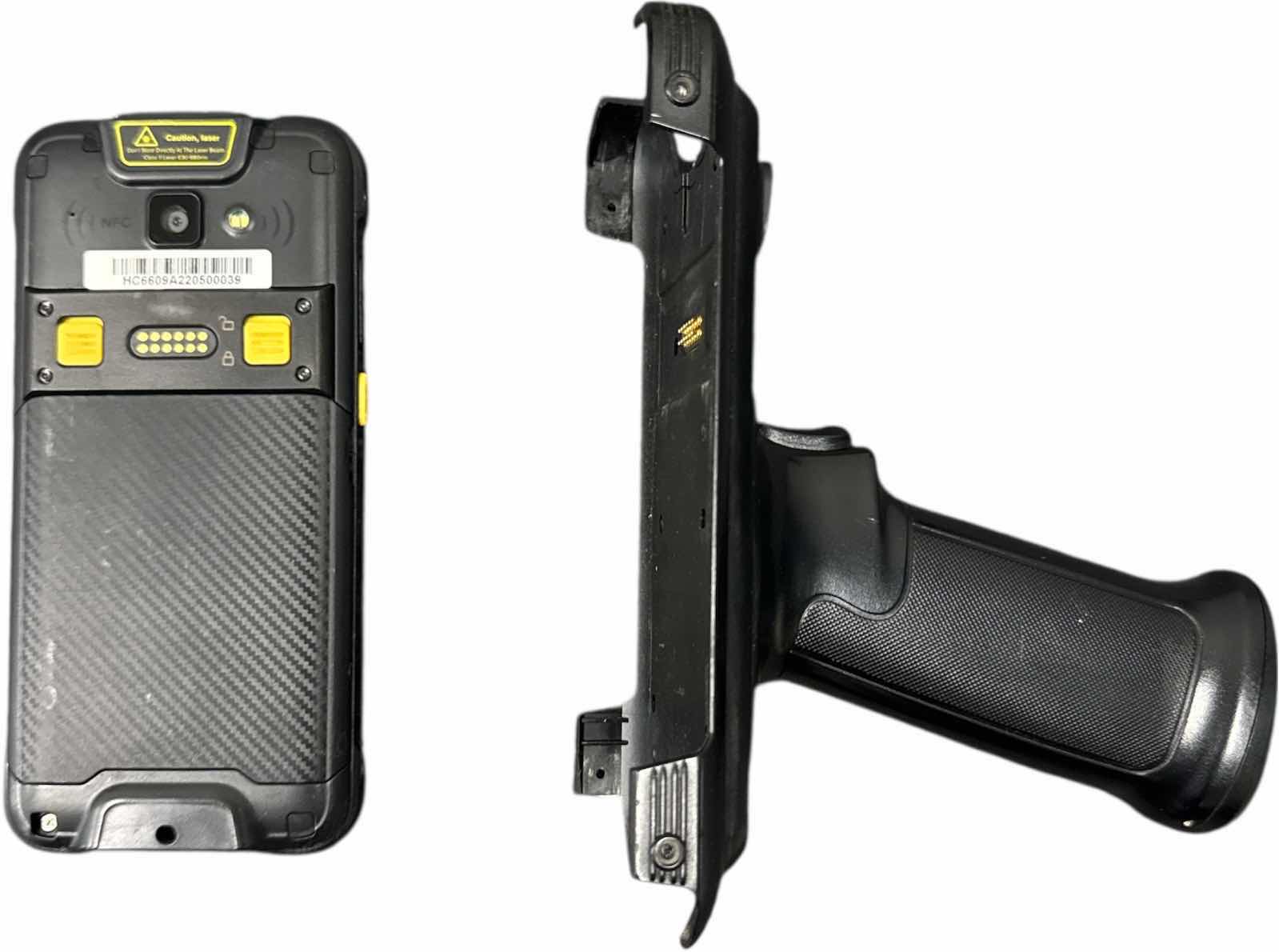 Photo 1 of ANDROID CHAINWAY C66 WIRELESS INTEGRATED BARCODE READER RFID SCANNER W GUN GRIP HANDLE