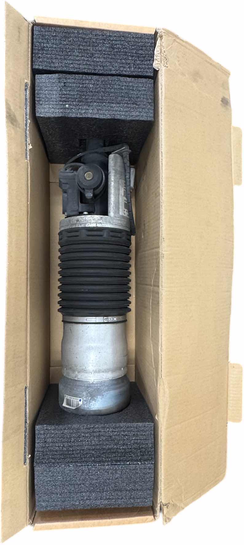 Photo 1 of ROLLS ROYCE GHOST 2010 AIR SHOCK PART # TEILE NR. 6796039