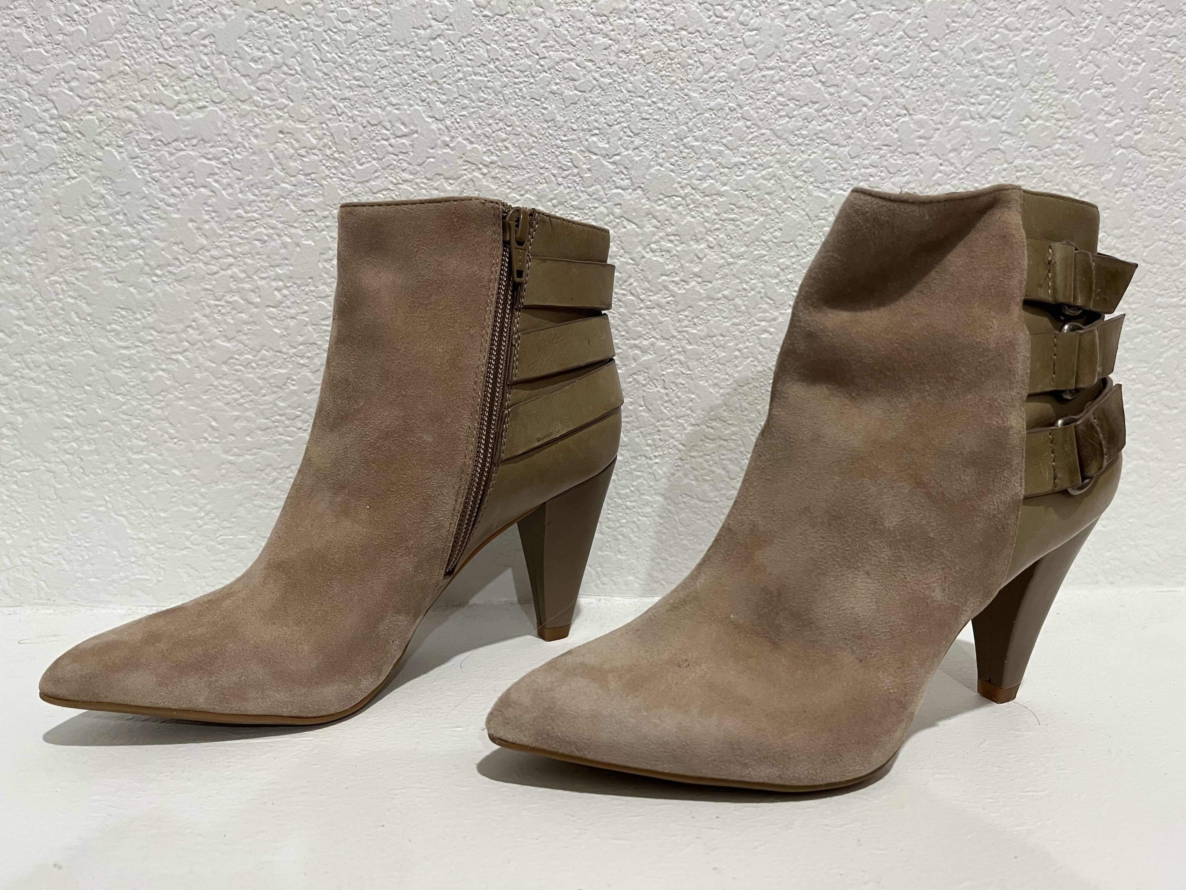 Photo 1 of GIANNI BINI SUEDE HEELED BOOTIES BOOTS WOMENS SIZE 5.5