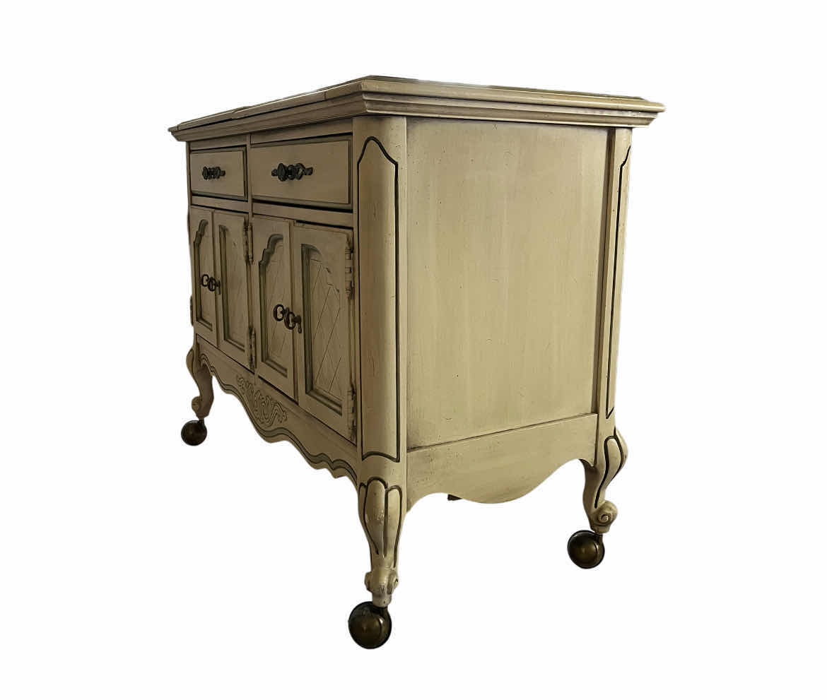 Photo 1 of BROYHILL PREMIER LEAF TOP ROLLING LIQUOR BAR CABINET 40”-63” X 20” H30”