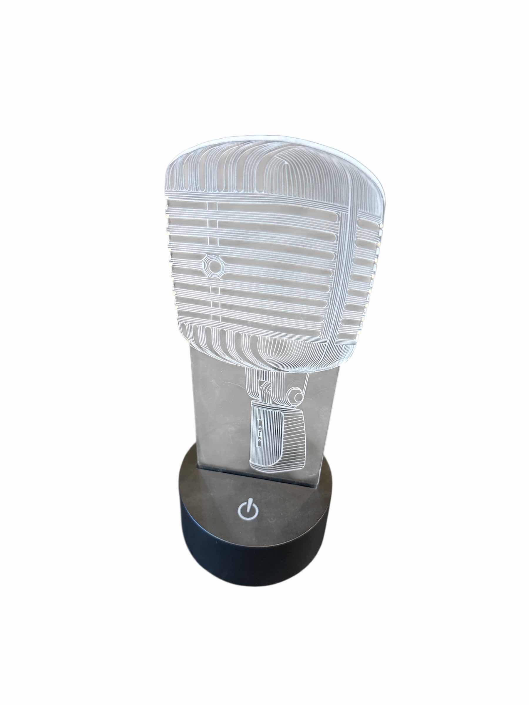 Photo 1 of NEW 3D LED LAMP OPTICAL ILLUSION LIGHT W 7 COLOR CHANGING LIGHTING EFFECTS- SUPER 55 MICROPHONE