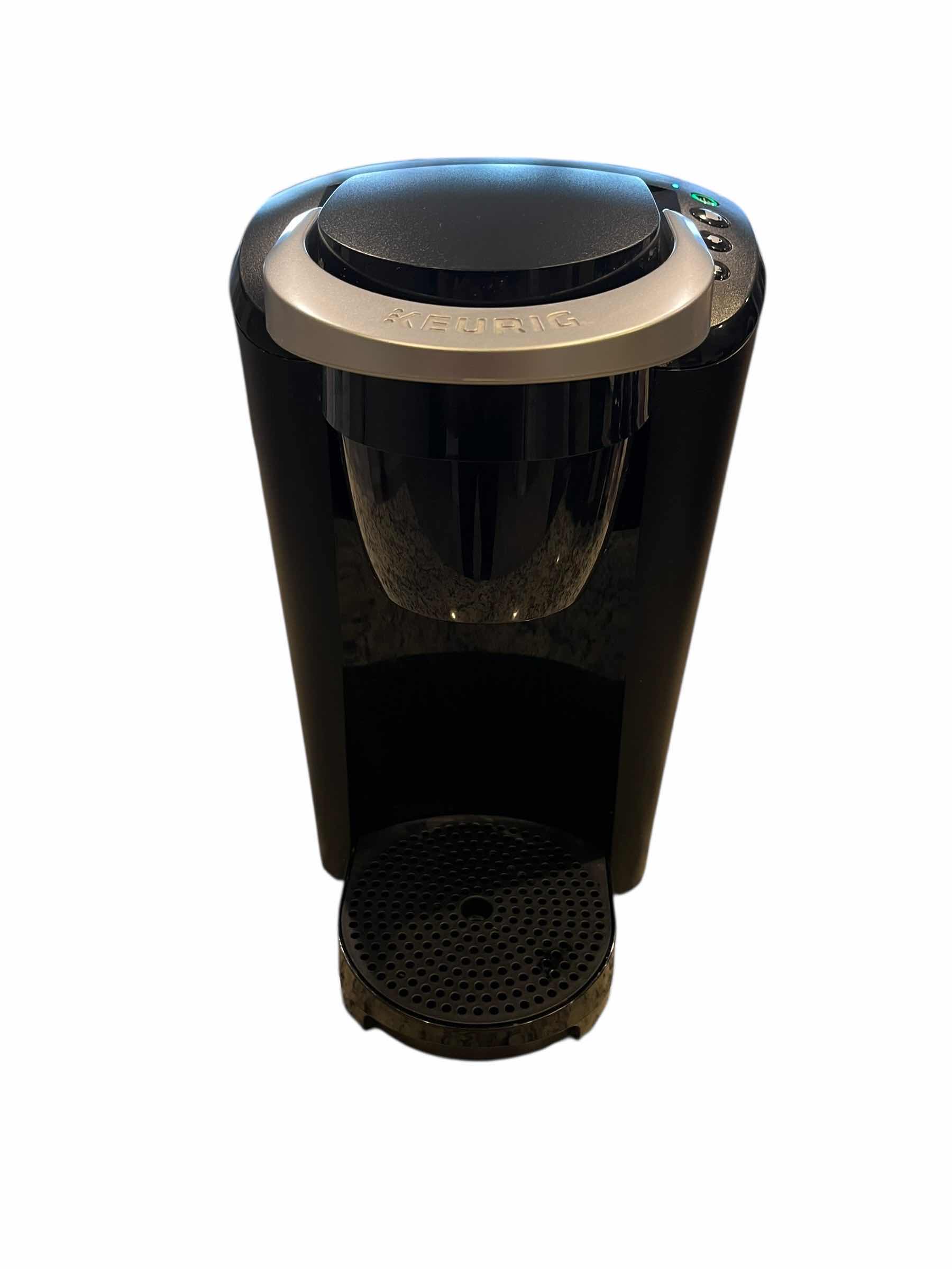 Photo 1 of KEURIG COFFEE MAKER K-COMPACT K35