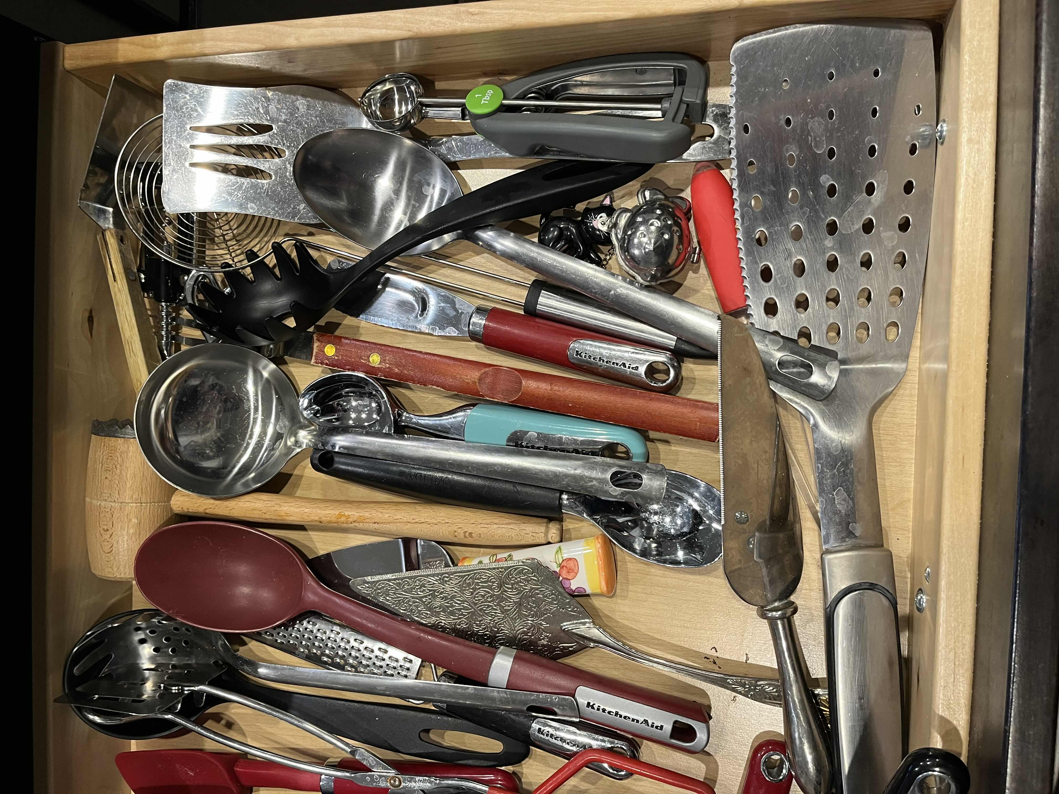 Photo 1 of CONTENTS OF DRAWER-KITCHEN UTENSILS