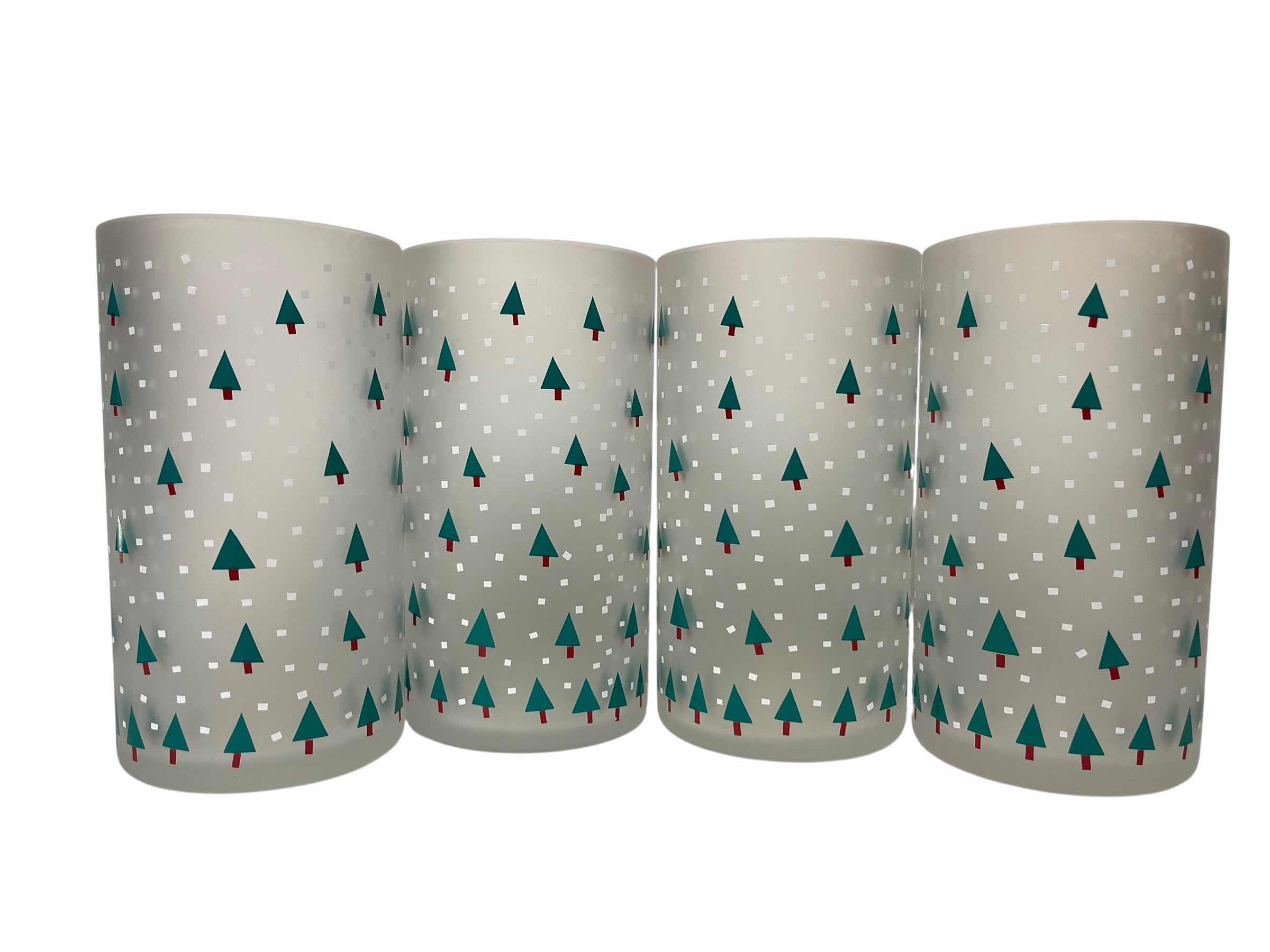 Photo 1 of NIEMAN MARCUS CHRISTMAS TREE & SNOWFLAKE FROSTED DRINKING GLASS 12OZ (4)
