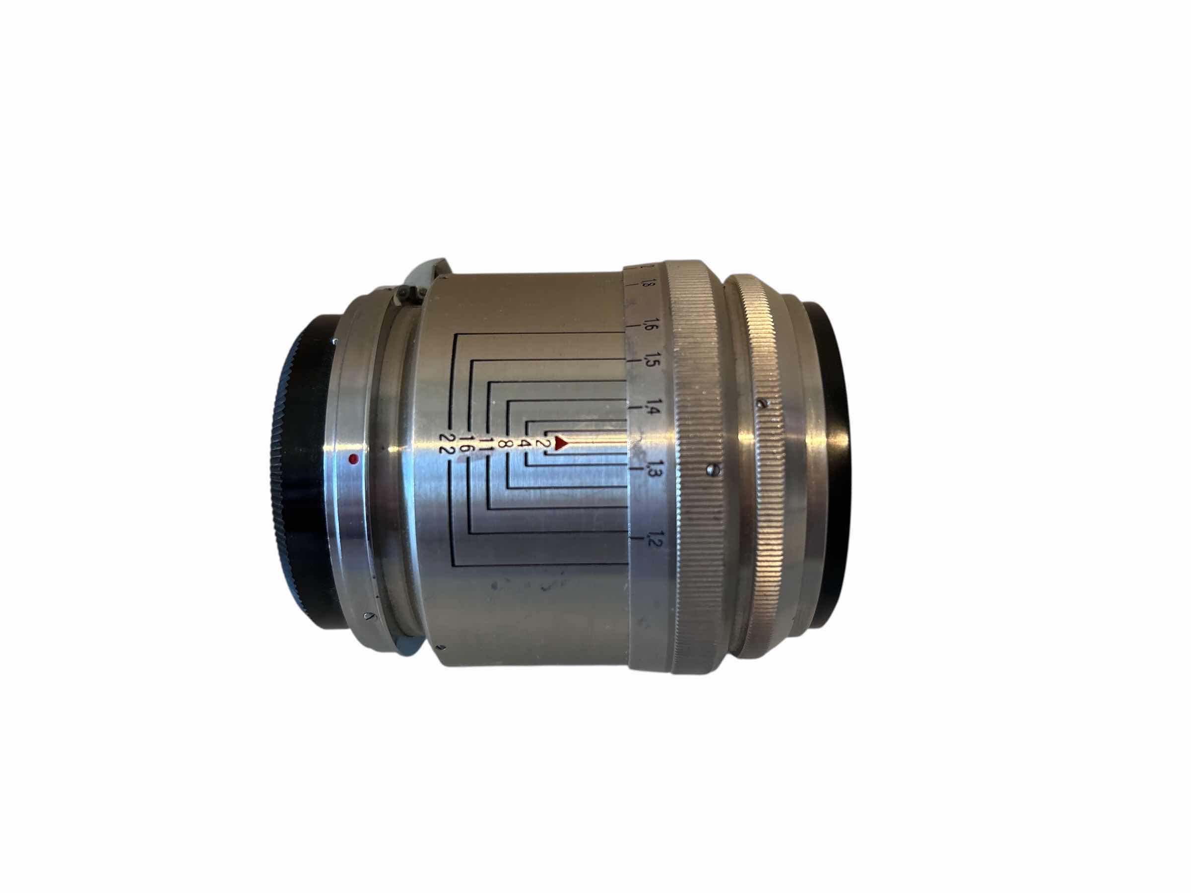 Photo 1 of CARL ZEISS SONNAR RED CAMERA LENS MODEL 3108127