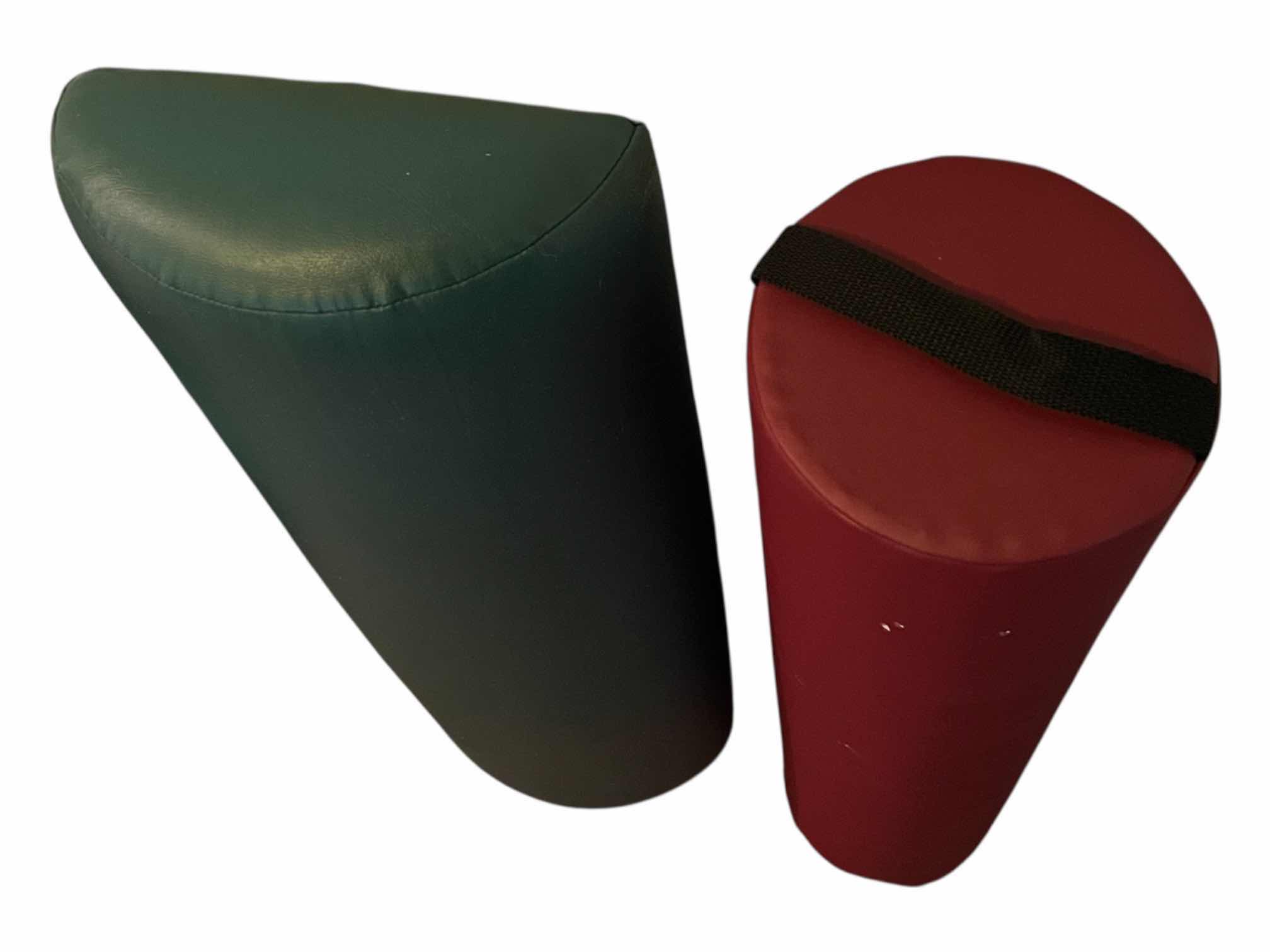 Photo 1 of EARTHLITE & BODY CUSHION BRAND MASSAGE THERAPIST POSITION PADS