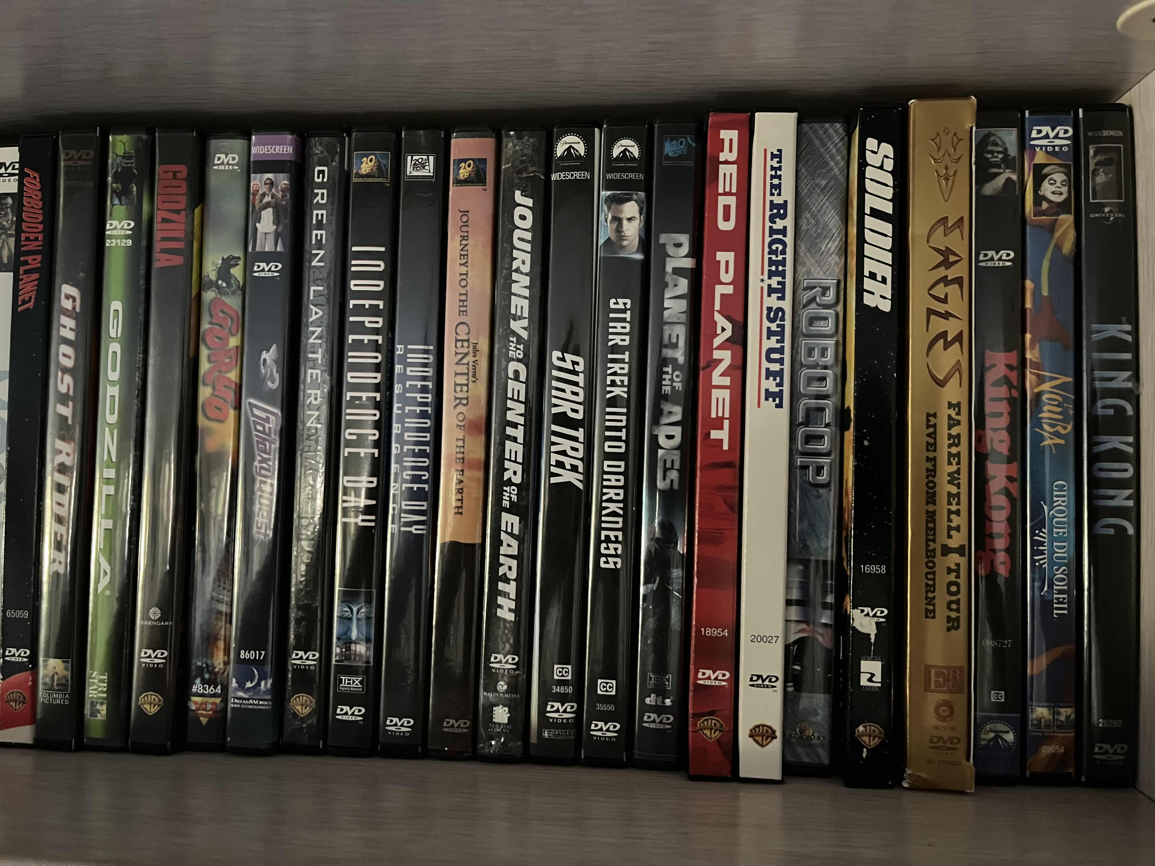 Photo 1 of DVD MOVIES-VARIOUS GENRES (APPROX. 30)