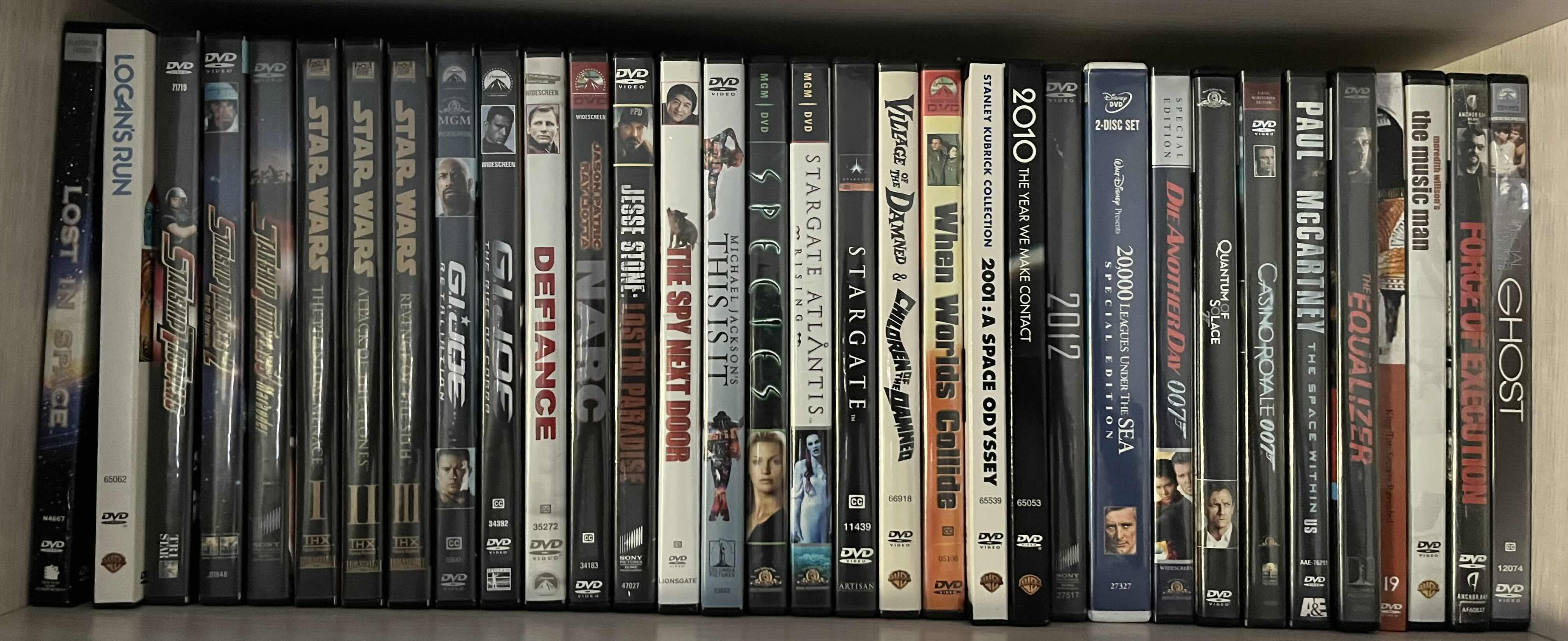 Photo 1 of DVD MOVIES-VARIOUS GENRES (APPROX. 30)