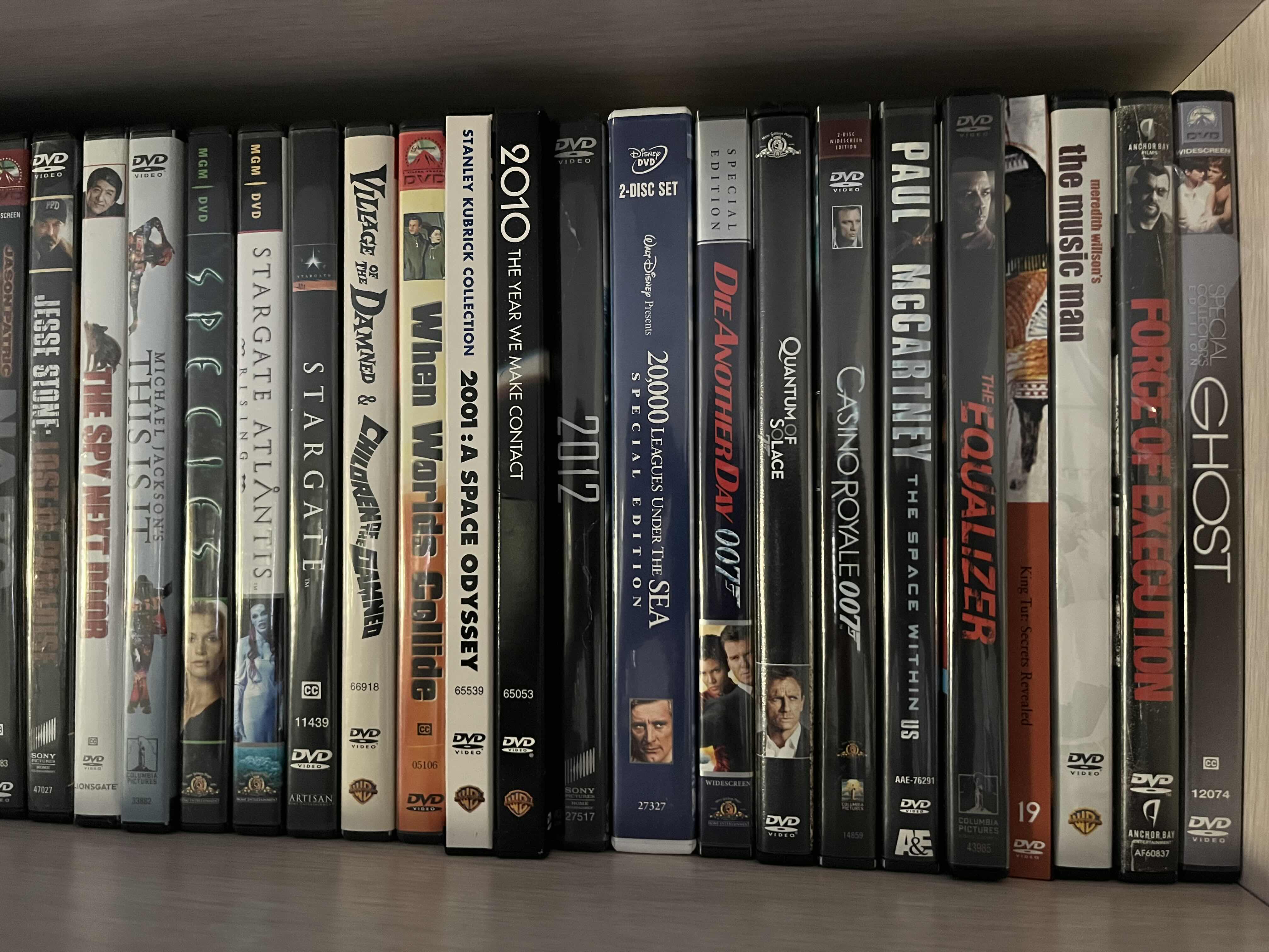 Photo 1 of DVD MOVIES-VARIOUS GENRES (APPROX. 30)