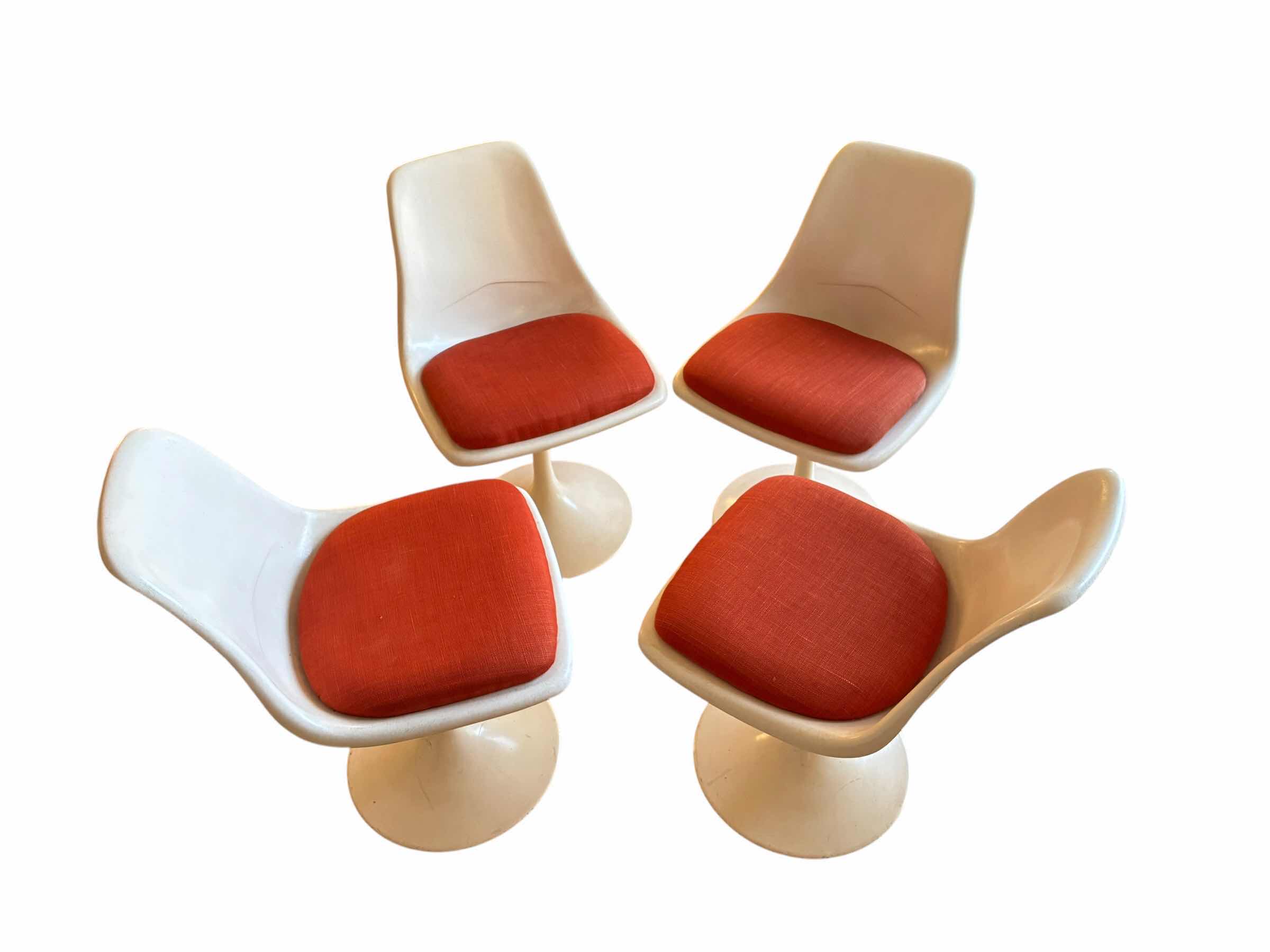 Photo 1 of VINTAGE 5PC TULIP WHITE & ORANGE DINING SET