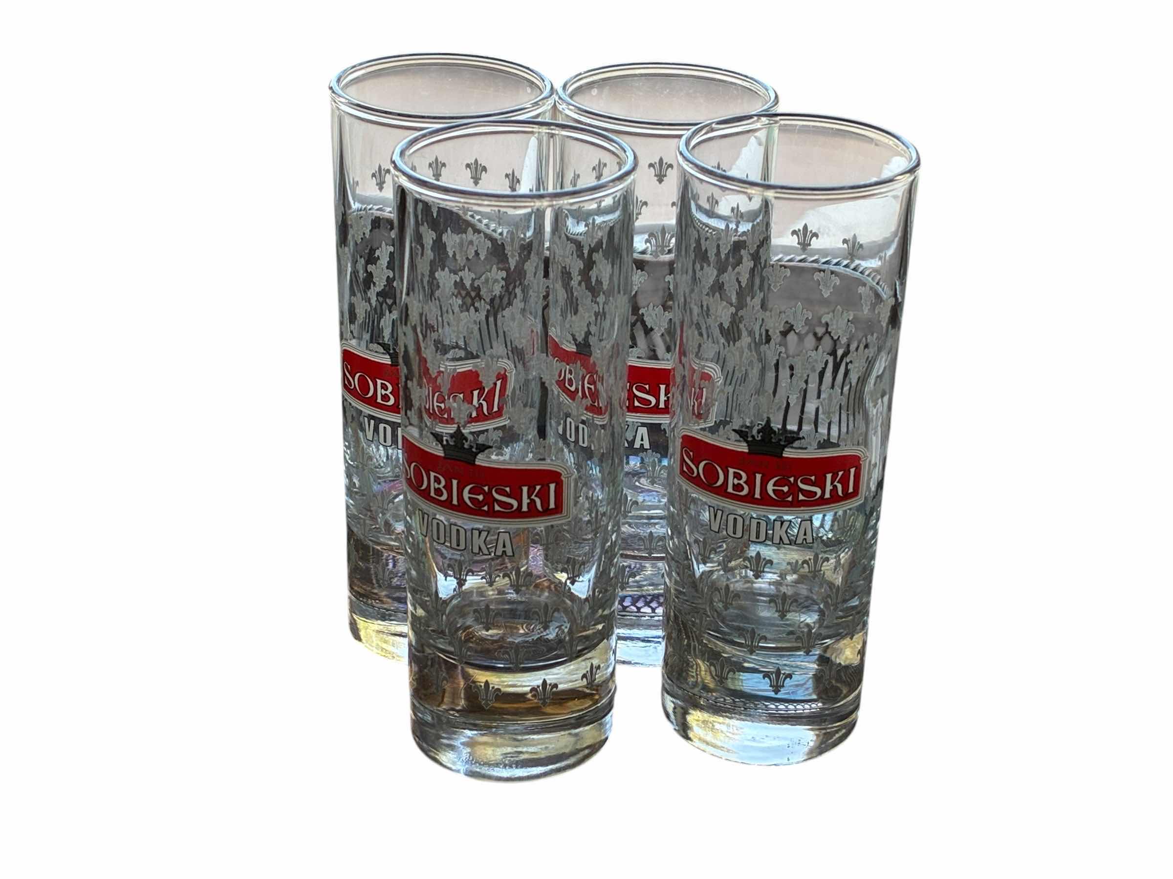Photo 1 of CRYSTAL GLASS DECANTER W 4 SOBIESKI VODKA SHOT GLASSES & SILVERON COPPER JOHN SEYMOUR 19“ PLATTER