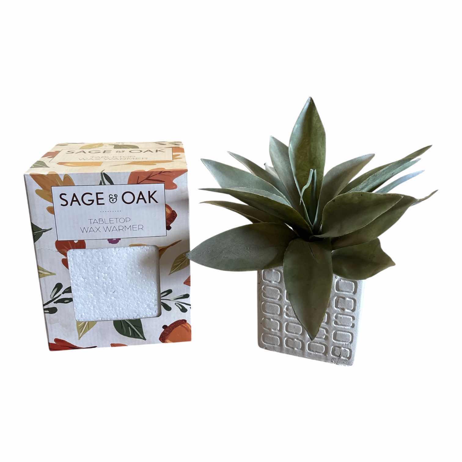 Photo 1 of (4)PCS TABLE TOP DECOR-CANDLE, WAX WARMER AND LANTERN H