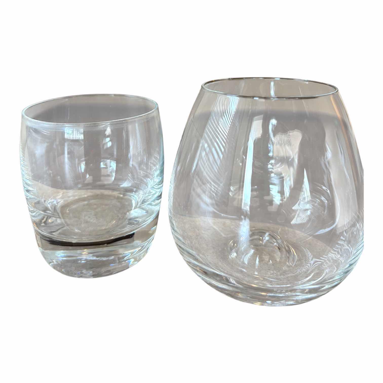 Photo 1 of BAR GLASSWARE (24)