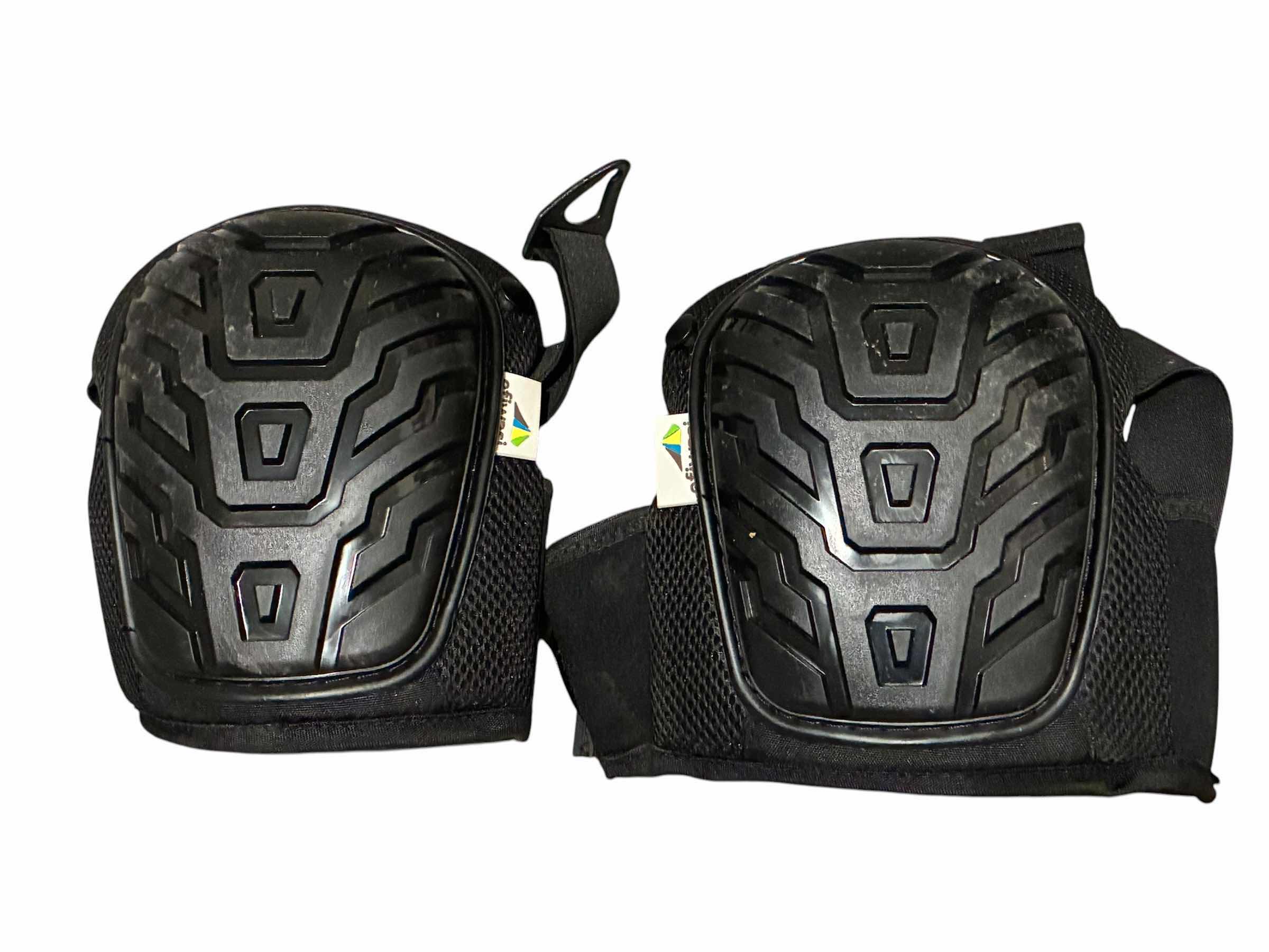 Photo 1 of EFIWASI BLACK ADULT KNEEPADS