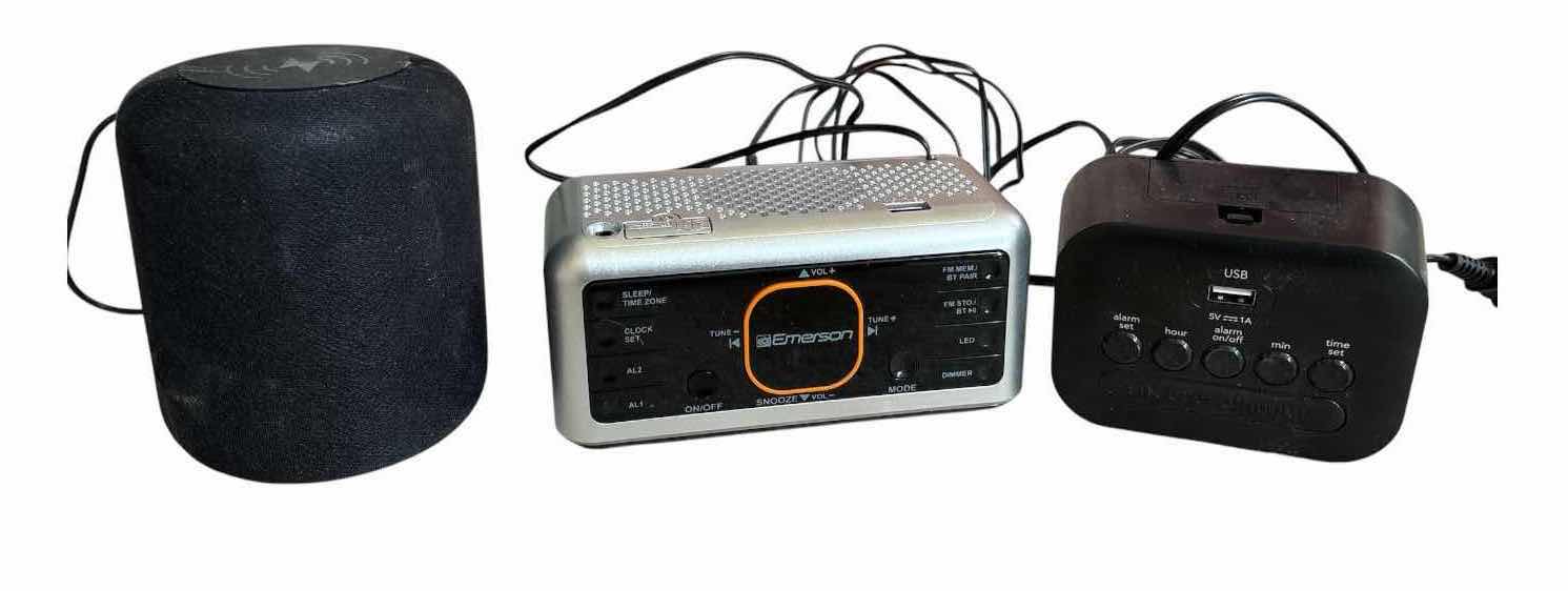 Photo 1 of (3)PCS EMERSON CLOCK RADIO & BLUETOOTH SPEAKER