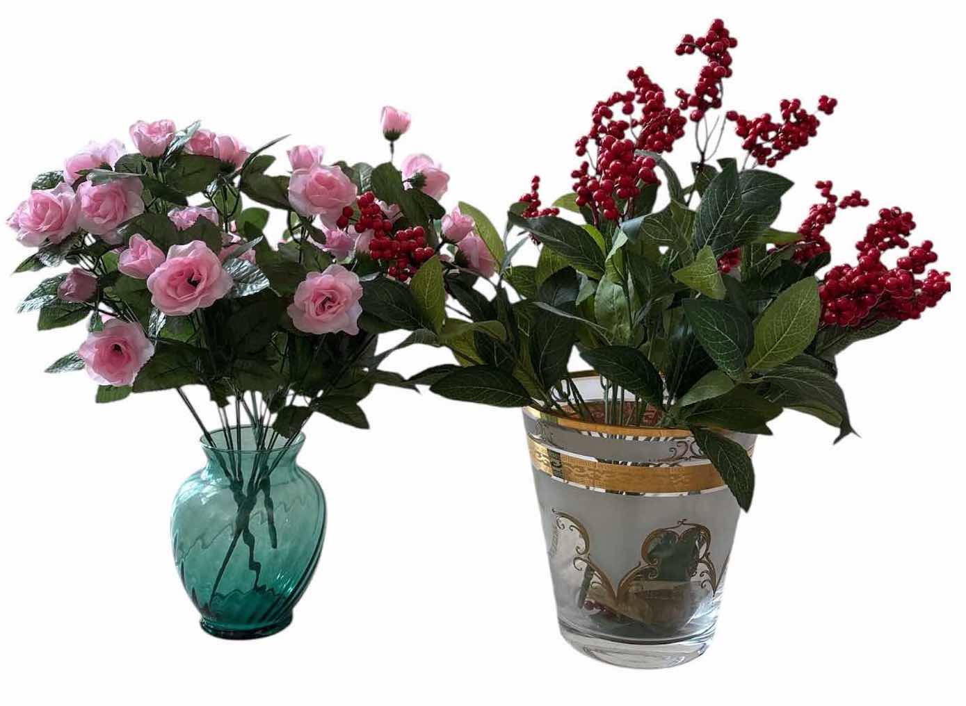 Photo 1 of (4)PCS ARTIFICIAL FLORAL ARRANGEMENTS WITH DECORATIVE GLASS VASES H20”