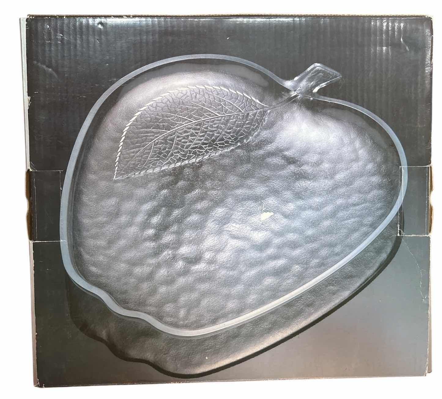 Photo 1 of HOME BEAUTIFUL CRYSTAL APPLE-SHAPED SERVING PLATTER IN ORIGINAL BOX 13.5”