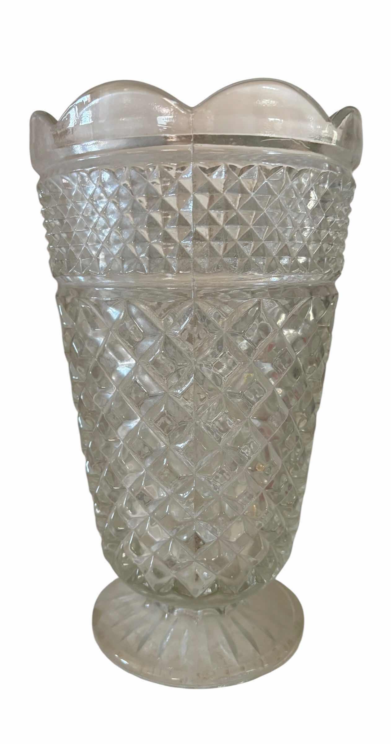 Photo 1 of GLASS VASE H10” X D6”